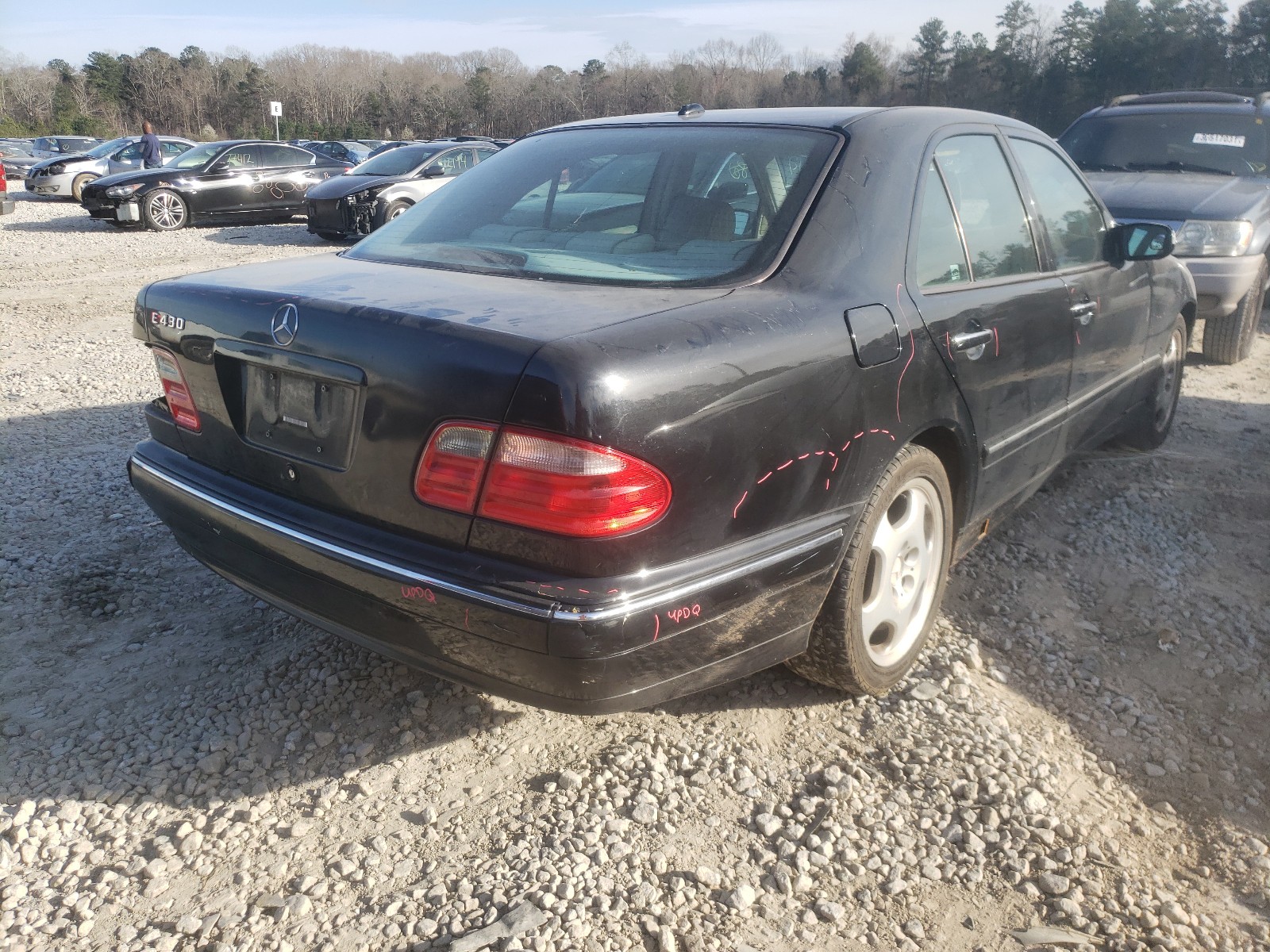 Photo 4 from auction – 2001 MERCEDES-BENZ E 430 with VIN WDBJF70J01X054409