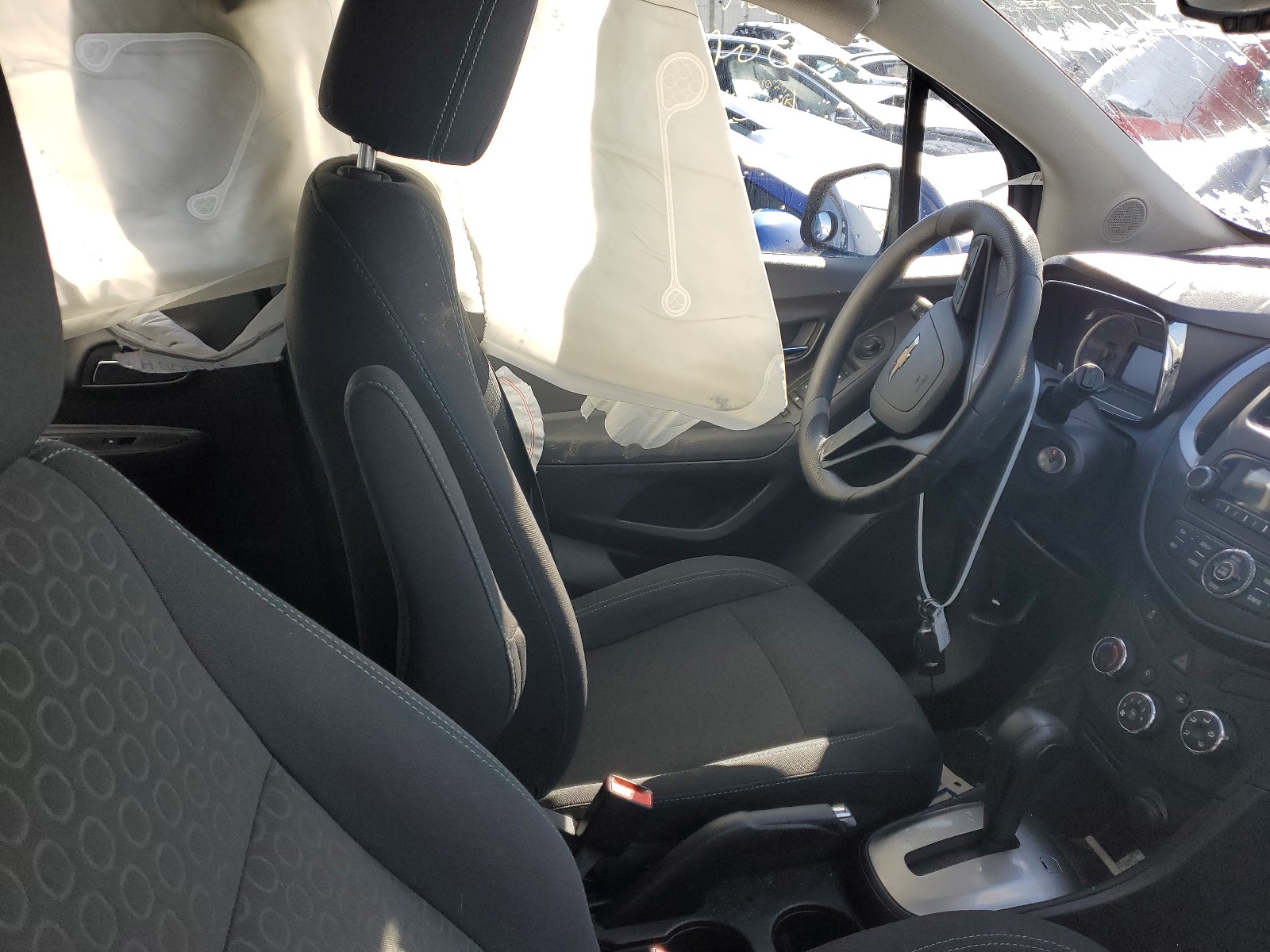 Foto 5 de la subasta – 2016 CHEVROLET TRAX LS con VIN 3GNCJKSB4GL227085