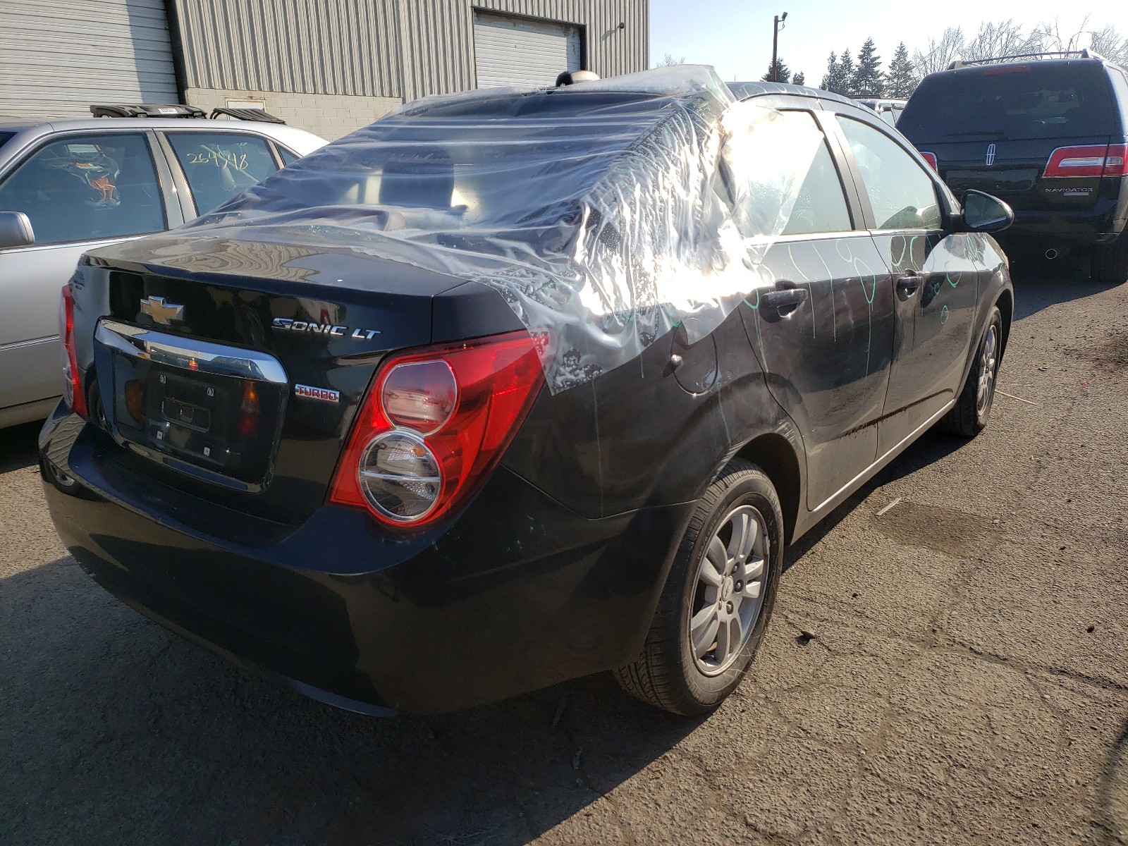 Photo 4 from auction – 2015 CHEVROLET SONIC LT with VIN 1G1JC5SB8F4139715