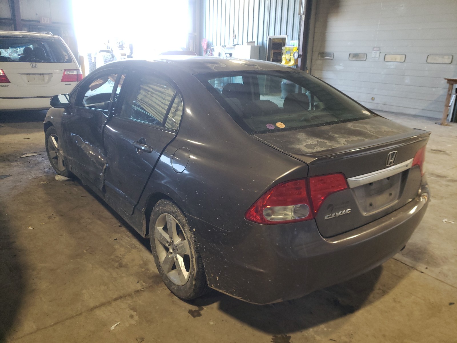 Photo 3 from auction – 2010 HONDA CIVIC LX-S with VIN 2HGFA1F60AH554274