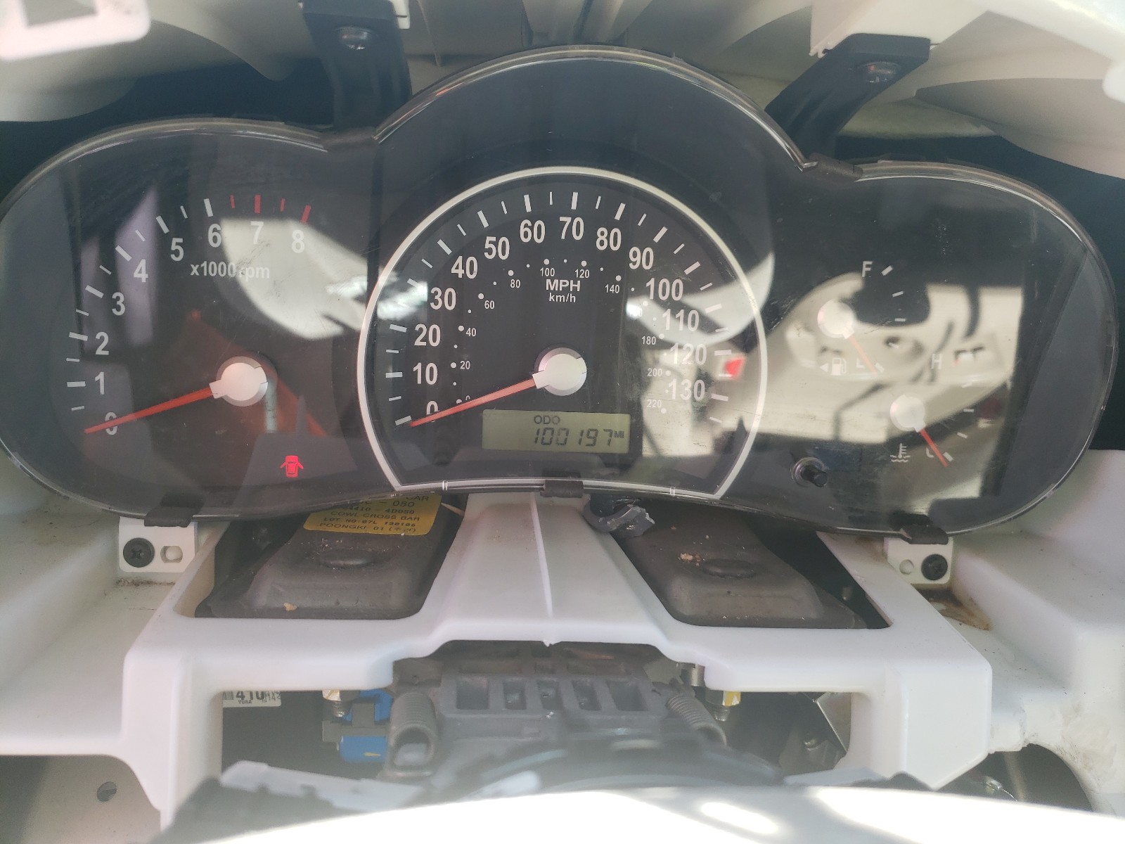 Photo 8 from auction – 2008 KIA SEDONA EX with VIN KNDMB233686240482