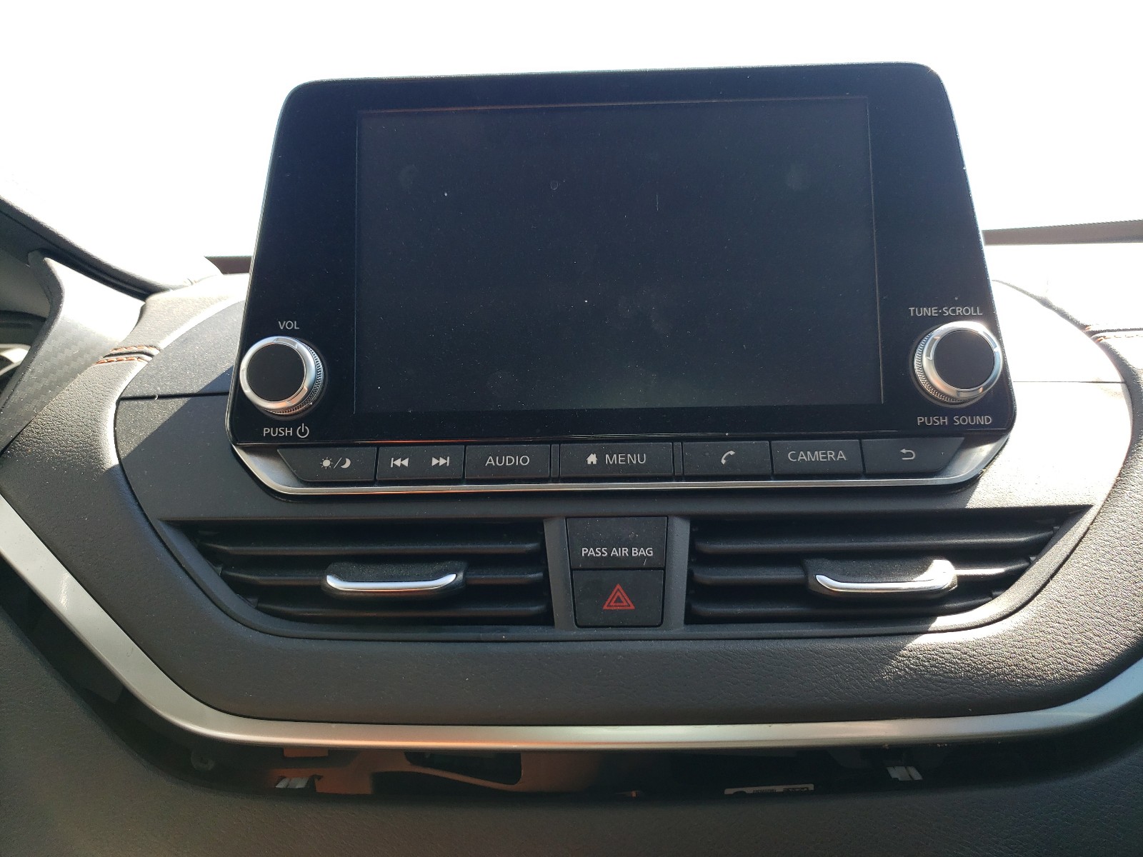 Photo 9 from auction – 2019 NISSAN ALTIMA SR with VIN 1N4BL4CV0KC215724
