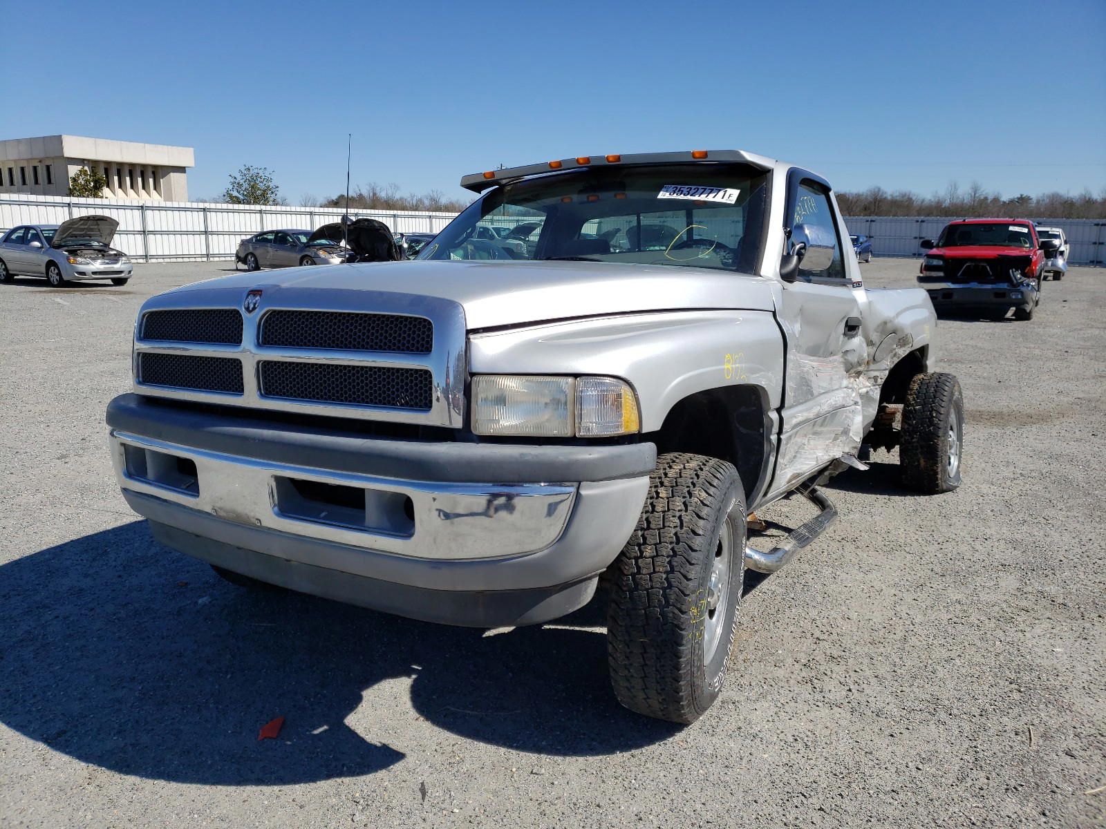 Photo 2 from auction – 1995 DODGE RAM 1500 with VIN 1B7HF16Z4SS252645
