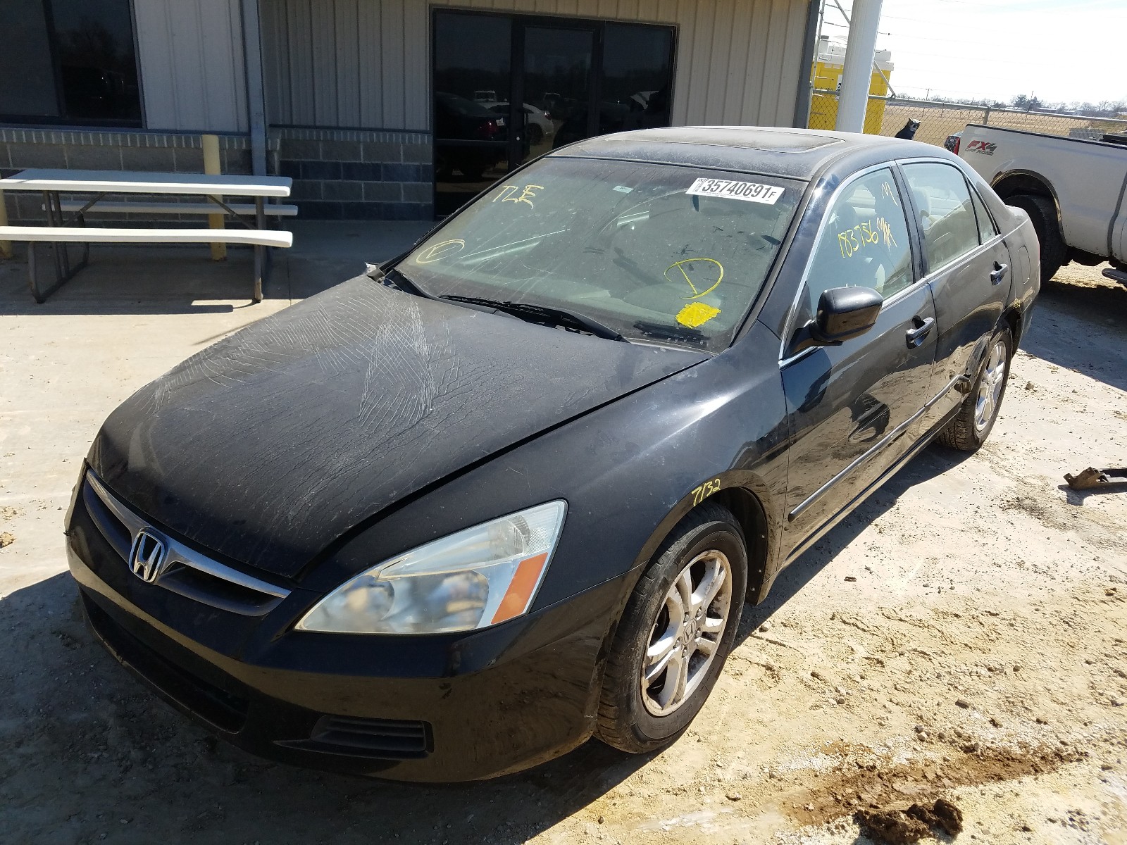 Photo 2 from auction – 2007 HONDA ACCORD EX with VIN 1HGCM55717A049945