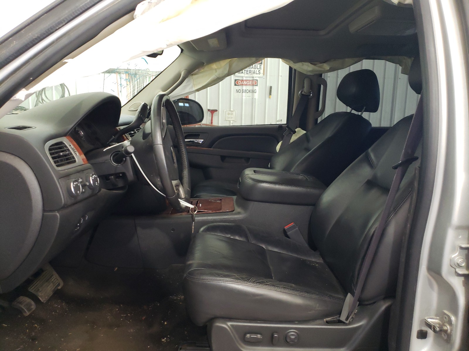 Zdjęcie 5 z aukcji – 2011 CHEVROLET AVALANCHE z VIN 3GNTKGE36BG283142