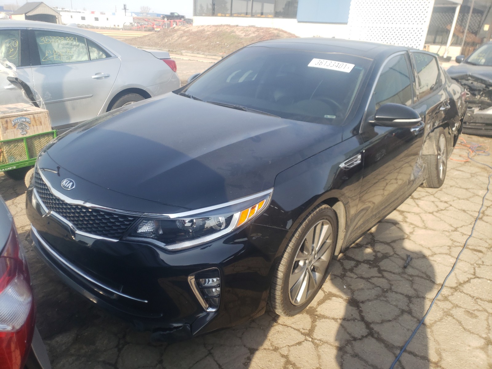 Photo 2 from auction – 2018 KIA OPTIMA LX with VIN 5XXGT4L36JG256727