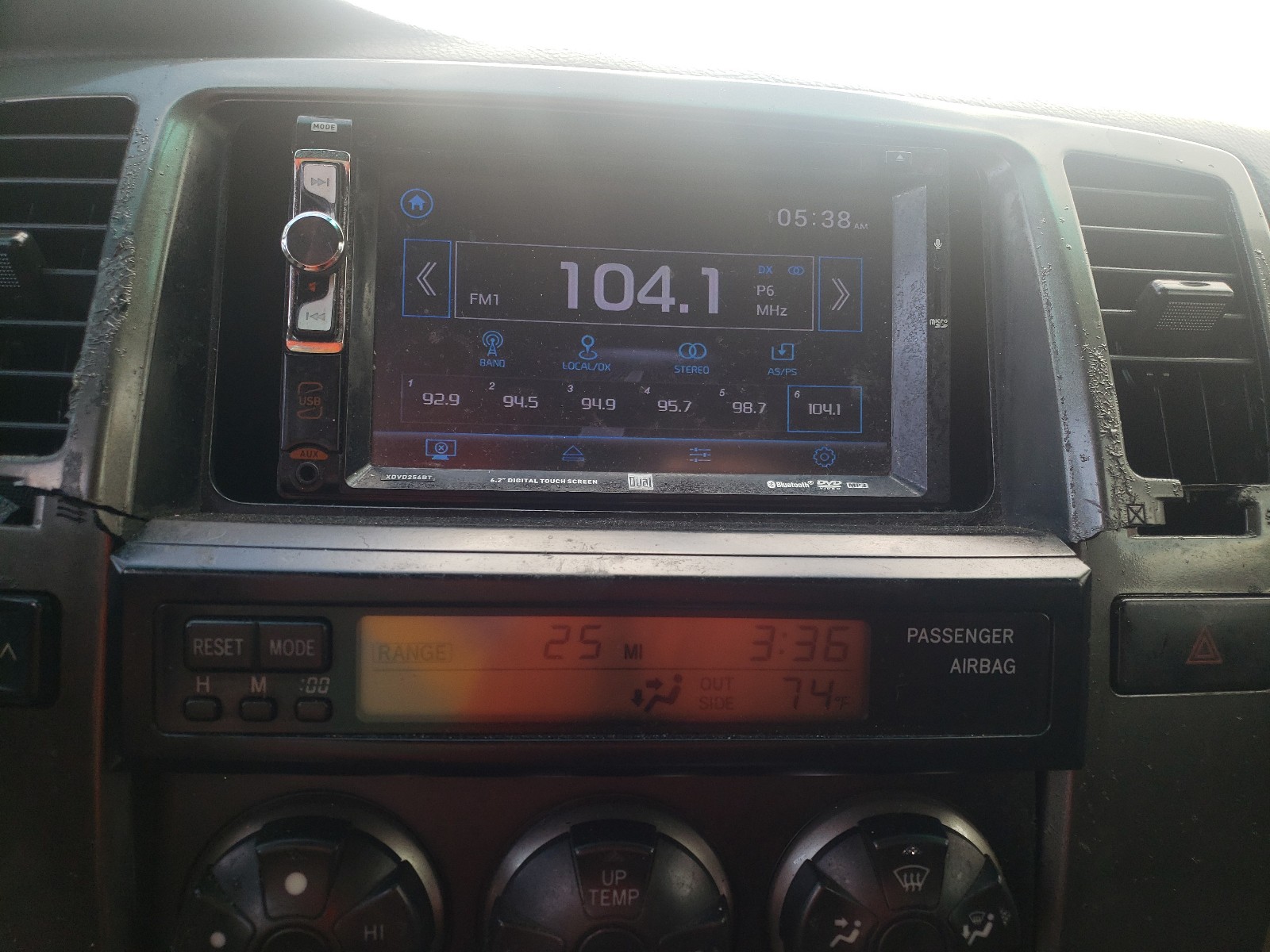 Photo 9 from auction – 2006 TOYOTA 4RUNNER SR with VIN JTEZU14R268064993
