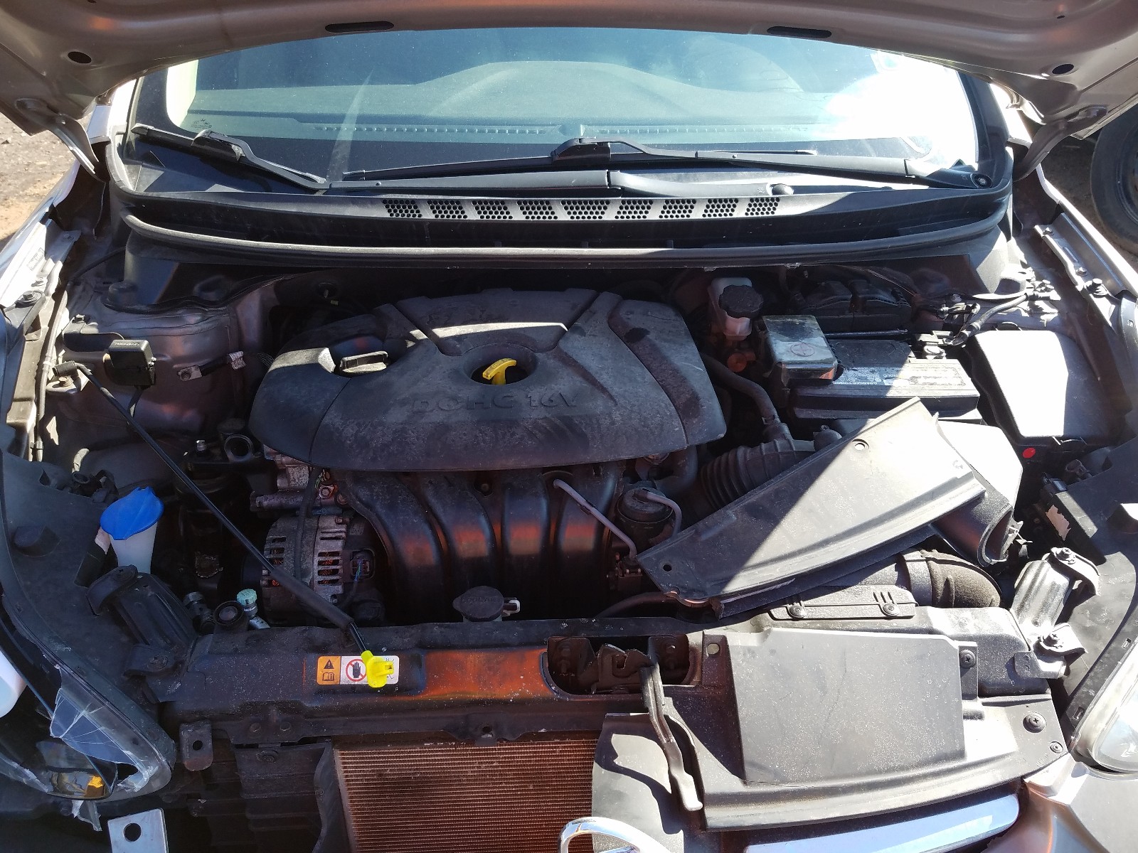 Photo 7 from auction – 2016 HYUNDAI ELANTRA SE with VIN 5NPDH4AE2GH690116