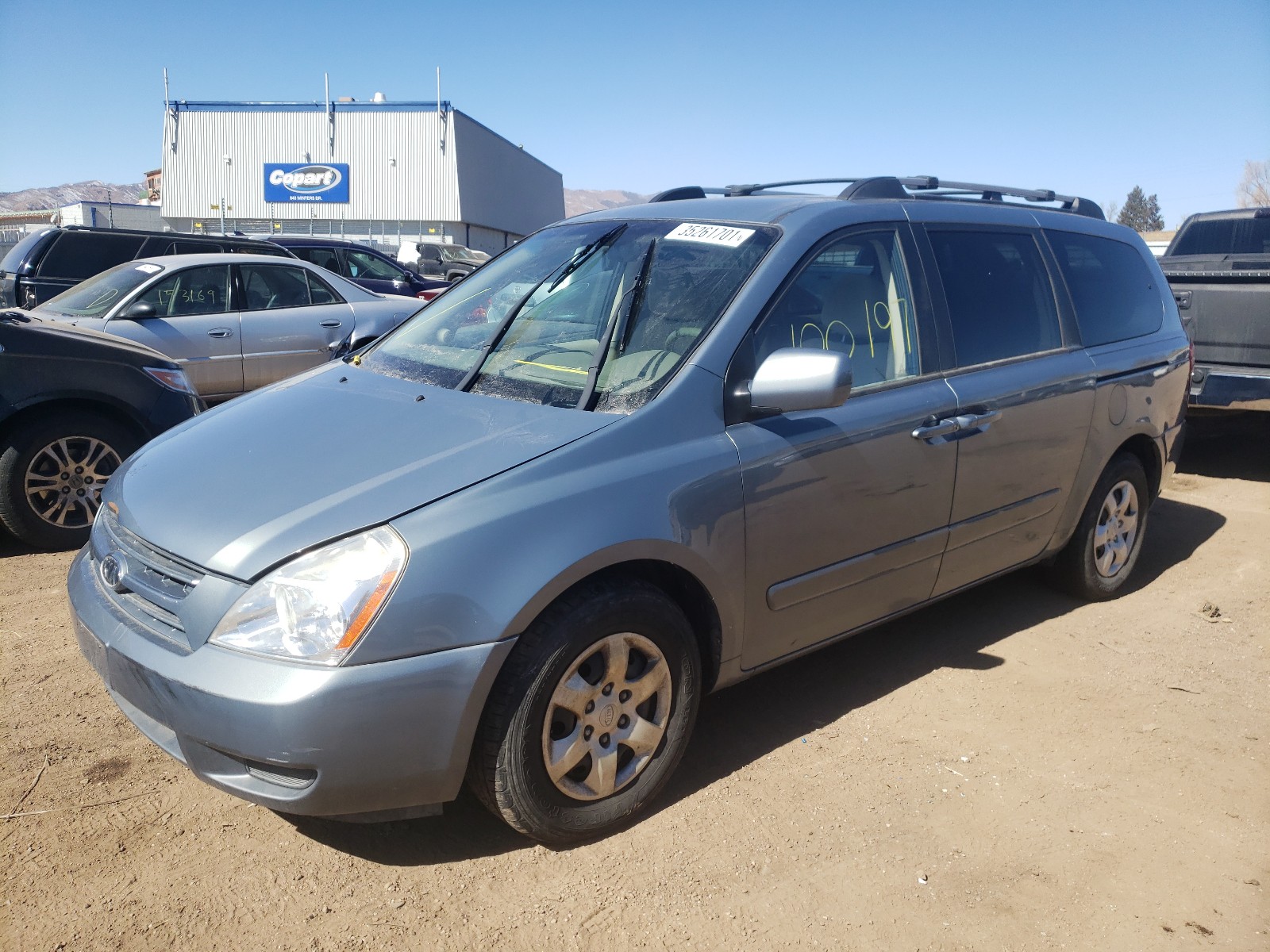 Photo 2 from auction – 2008 KIA SEDONA EX with VIN KNDMB233686240482