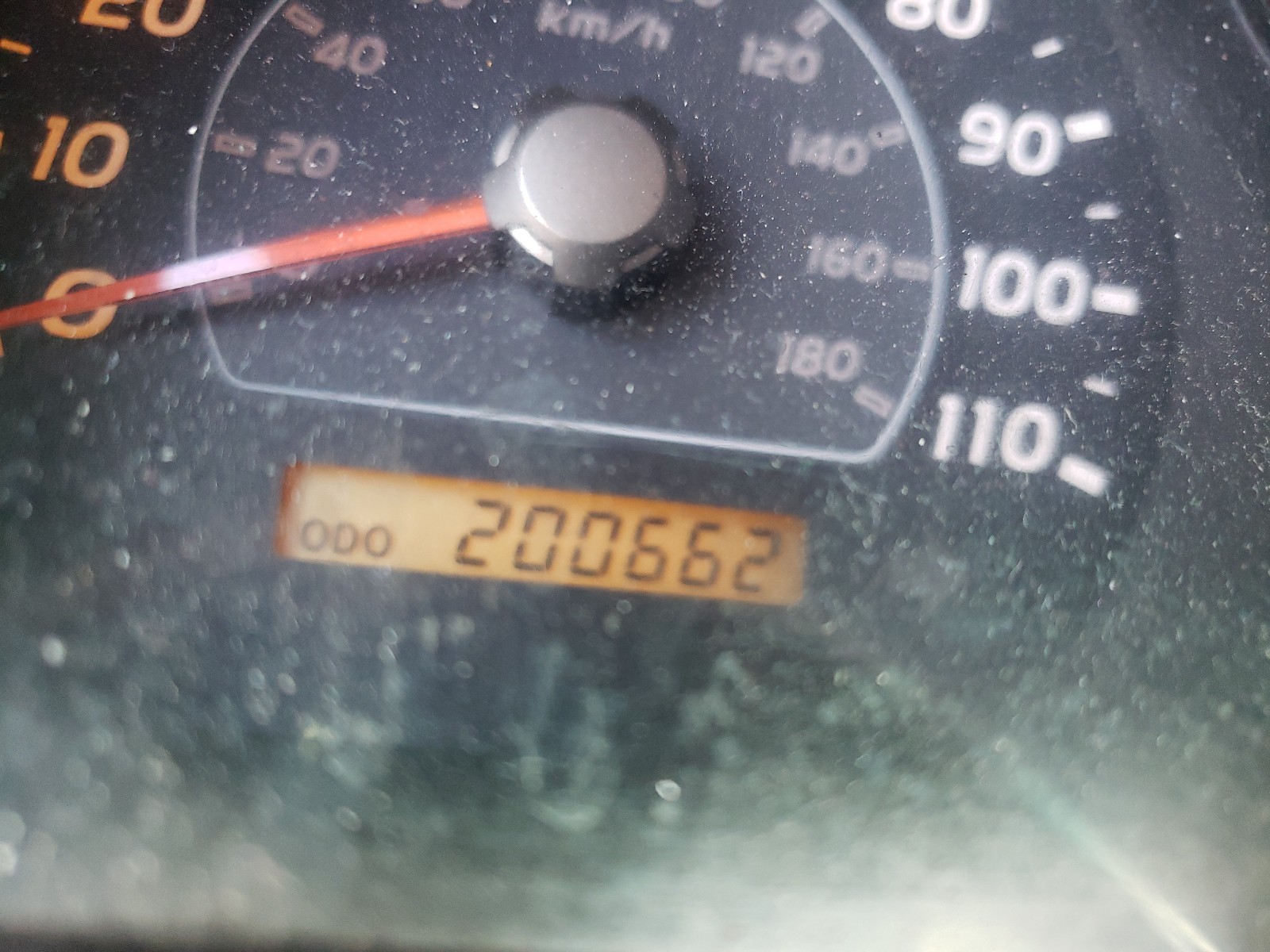Photo 8 from auction – 2006 TOYOTA 4RUNNER SR with VIN JTEZU14R268064993