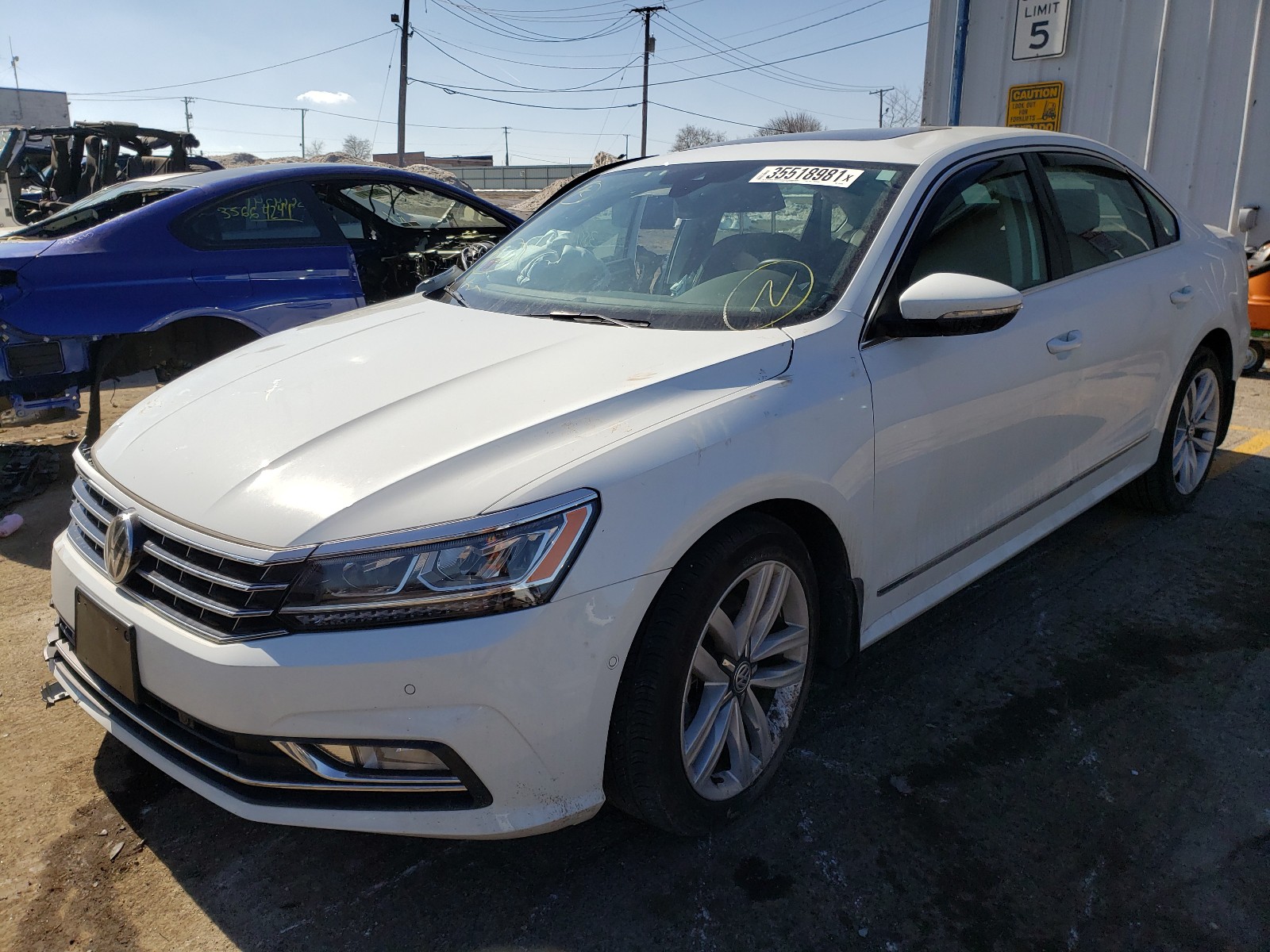 Photo 2 from auction – 2017 VOLKSWAGEN PASSAT SEL with VIN 1VWCT7A30HC075794