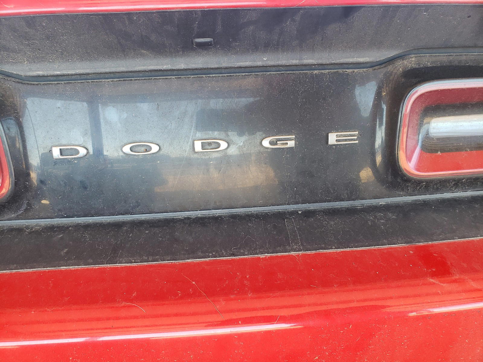 Photo 9 from auction – 2015 DODGE CHALLENGER with VIN 2C3CDZAG1FH855087