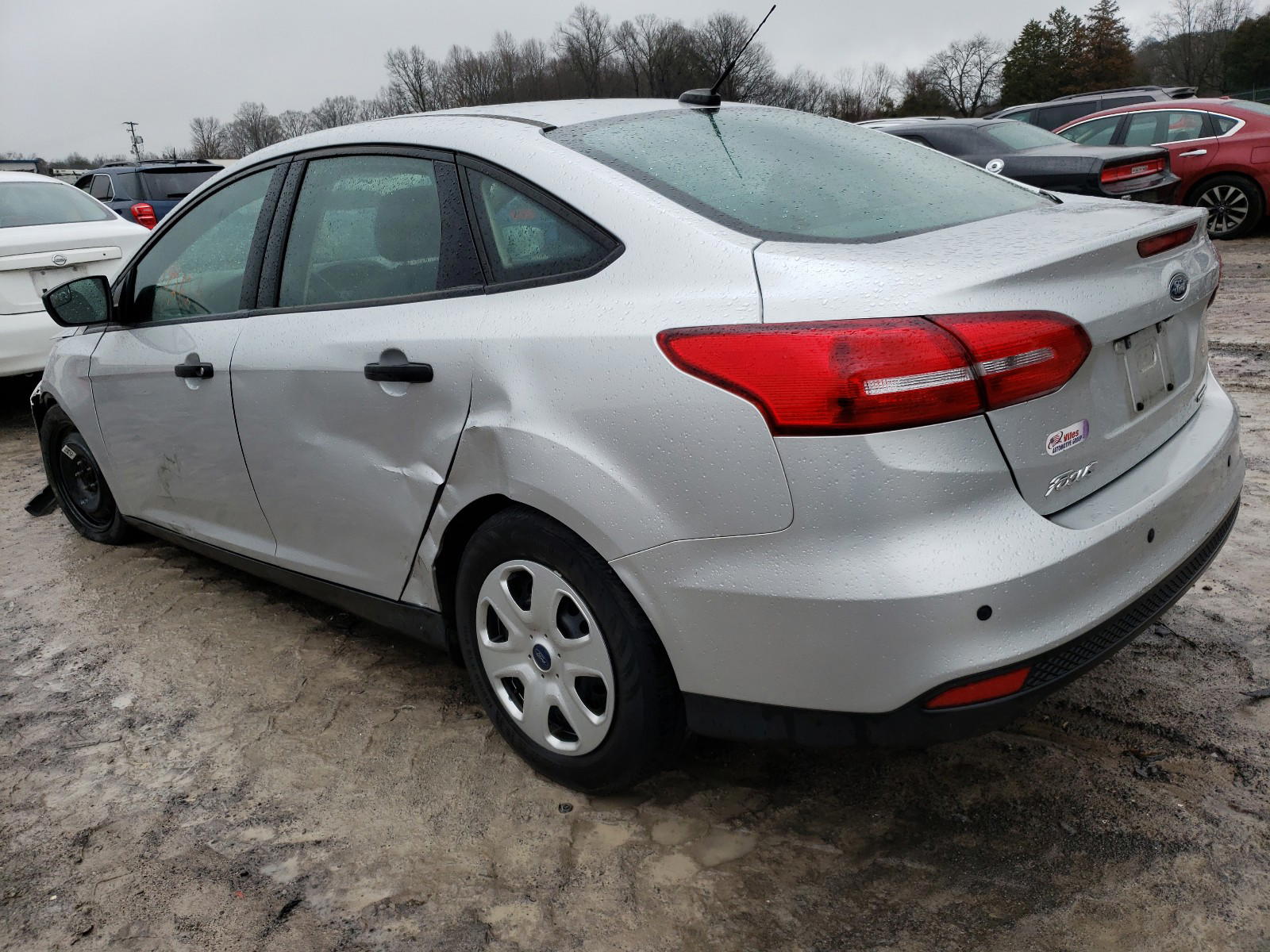 Photo 3 from auction – 2016 FORD FOCUS S with VIN 1FADP3E22GL298641