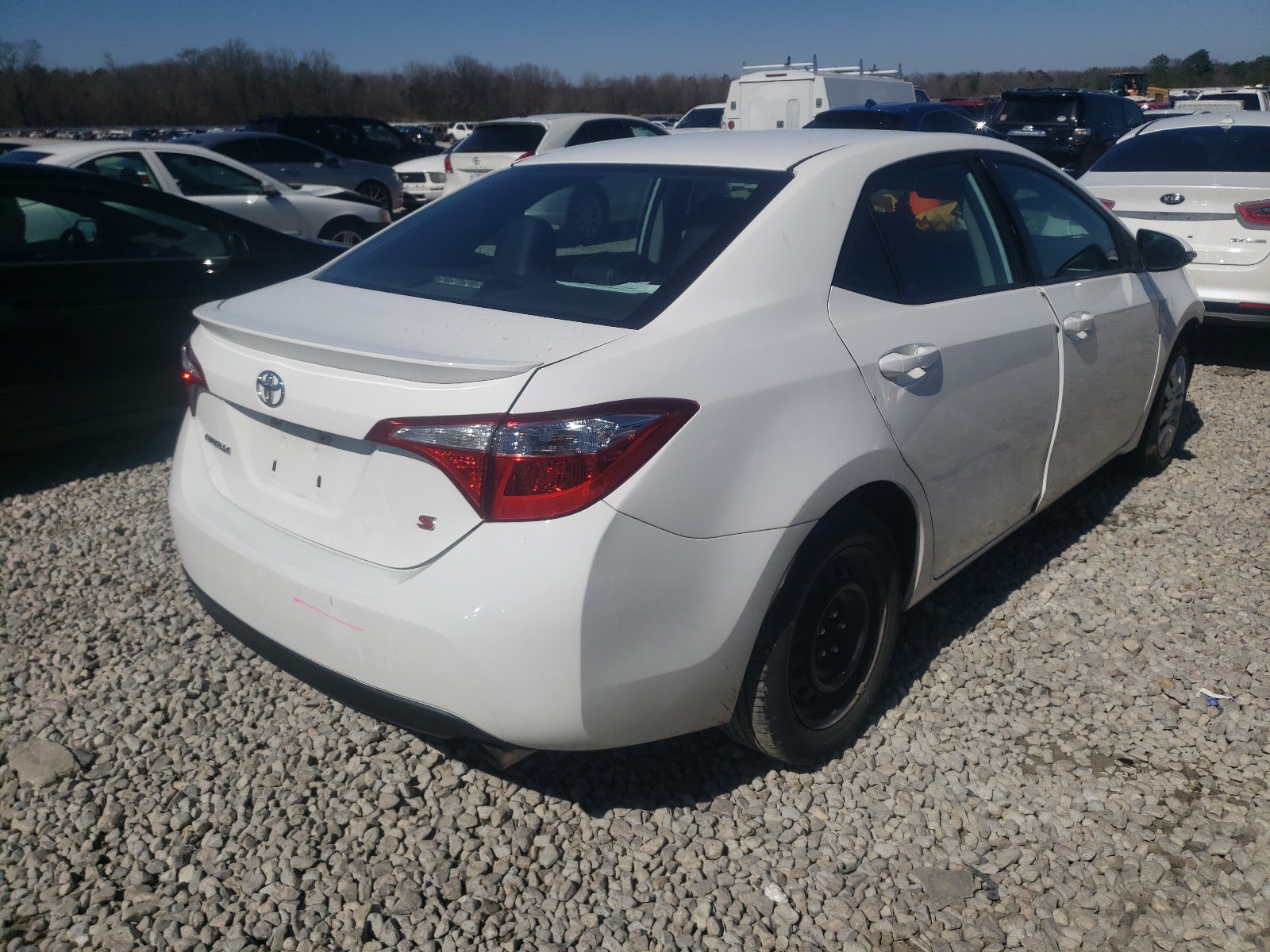 Zdjęcie 4 z aukcji – 2015 TOYOTA COROLLA L z VIN 5YFBURHE7FP256491