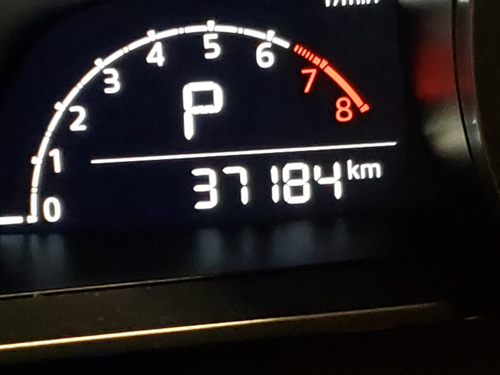 Photo 8 from auction – 2018 MAZDA 3 TOURING with VIN JM1BN1L72J1180585