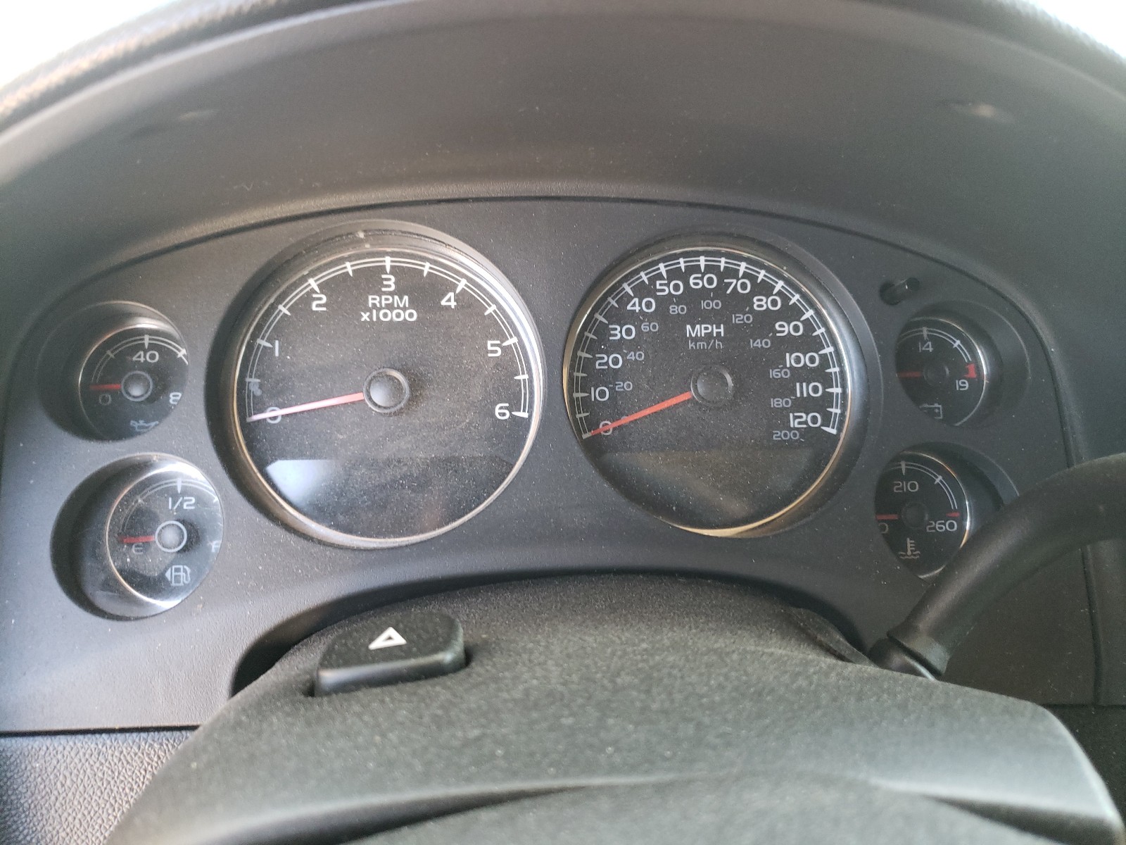 Photo 8 from auction – 2007 CHEVROLET SUBURBAN K with VIN 3GNFK16387G183107