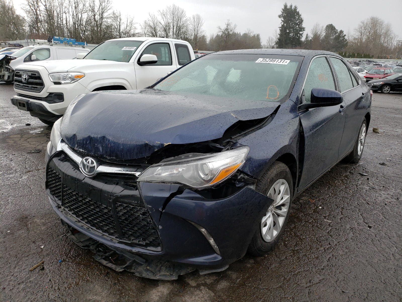 Photo 2 from auction – 2016 TOYOTA CAMRY LE with VIN 4T4BF1FK0GR550468