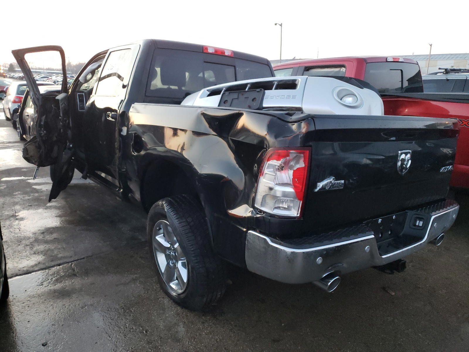 Photo 3 from auction – 2017 RAM 1500 SLT with VIN 3C6RR7LT4HG594067