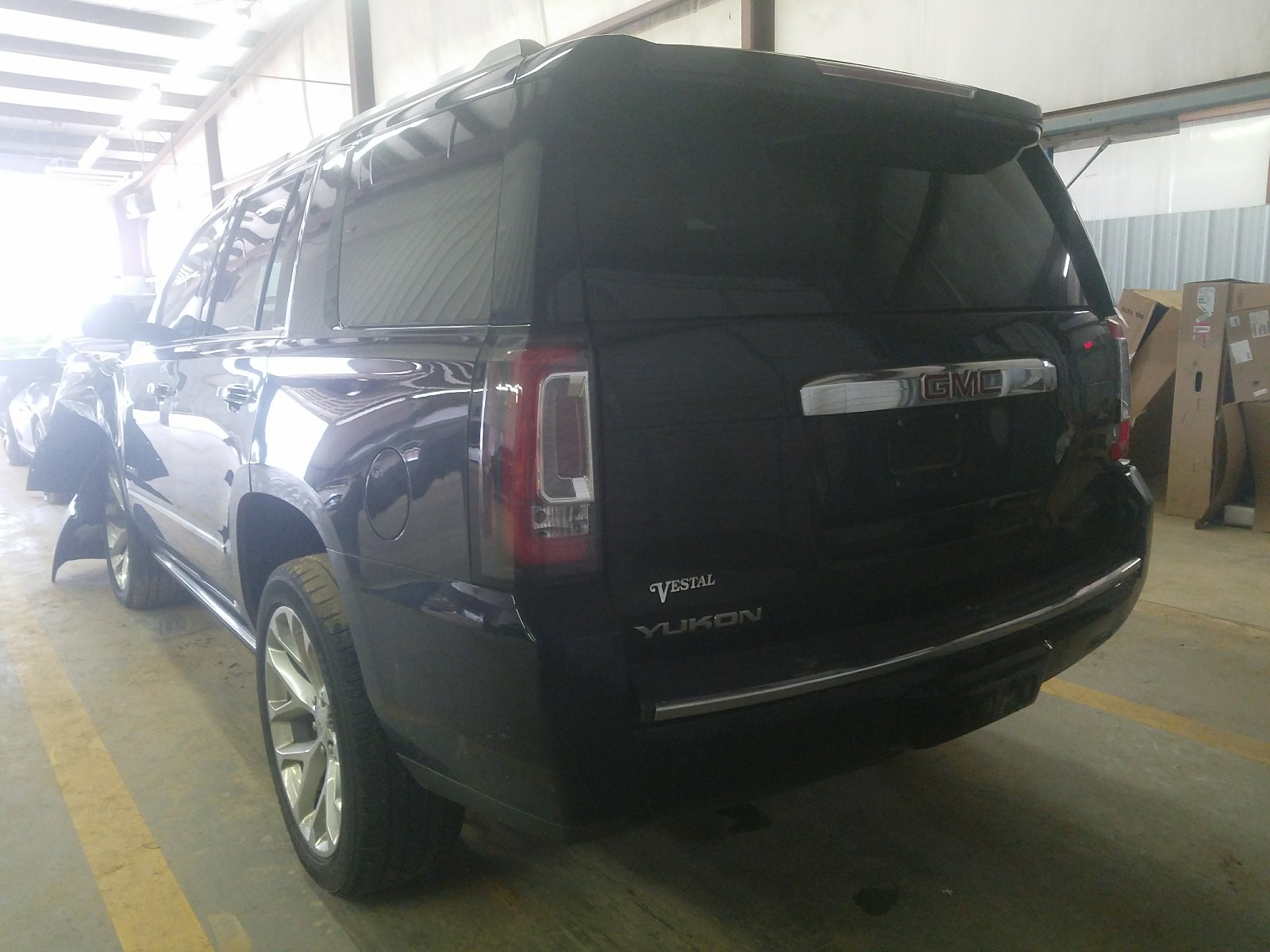 Photo 3 from auction – 2019 GMC YUKON DENA with VIN 1GKS2CKJ7KR312815