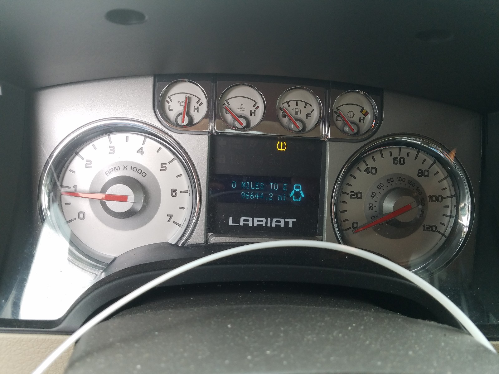 Photo 8 from auction – 2009 FORD F-150 with VIN 1FTPW14V89FA74964