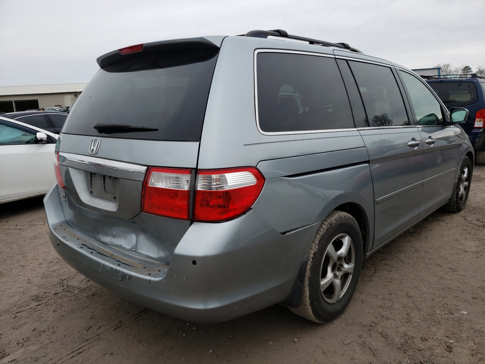 Photo 4 from auction – 2007 HONDA ODYSSEY TO with VIN 5FNRL38817B115485