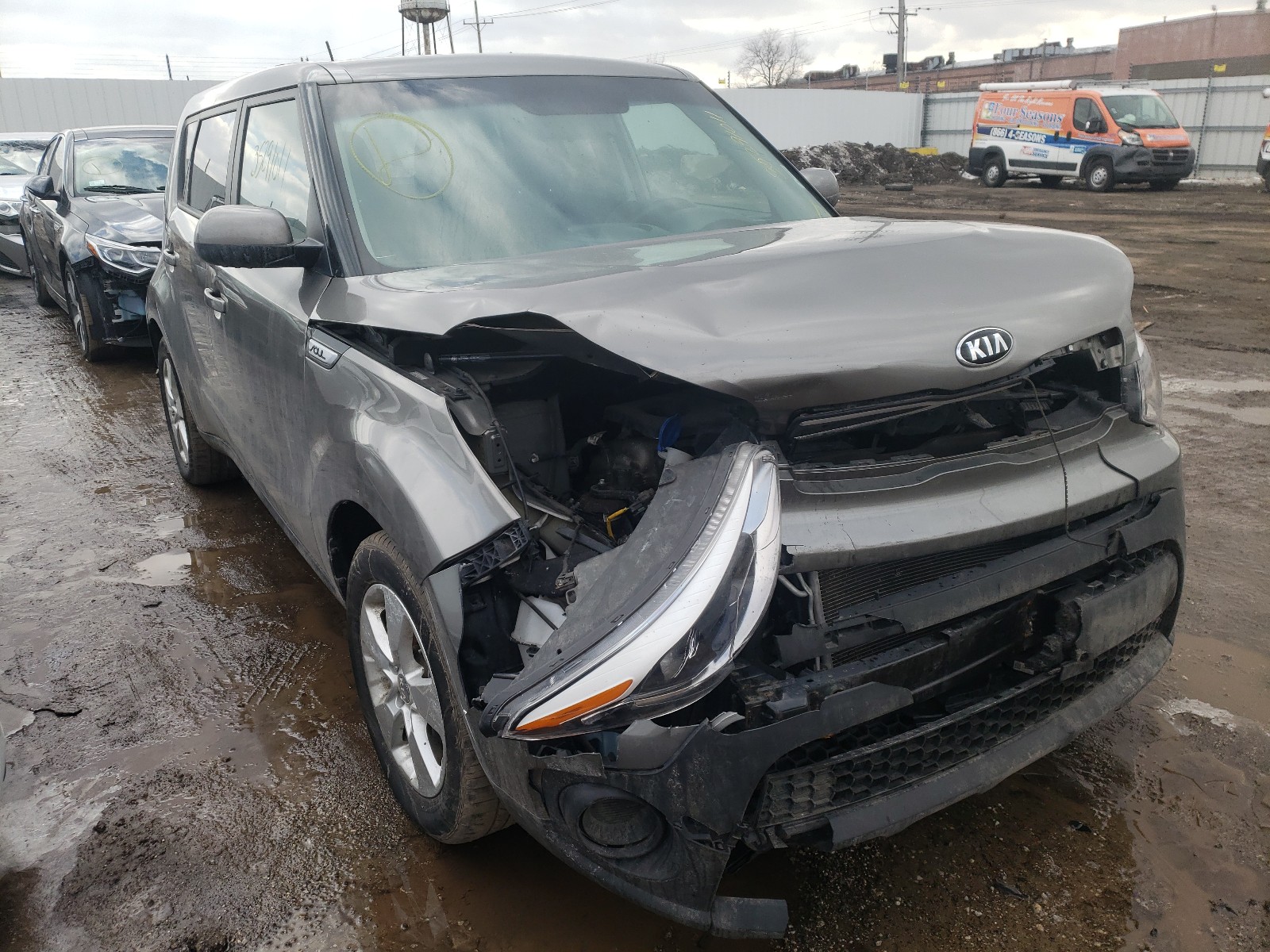 KIA SOUL 2019 with VIN KNDJN2A29K7004785 - Photo from auction