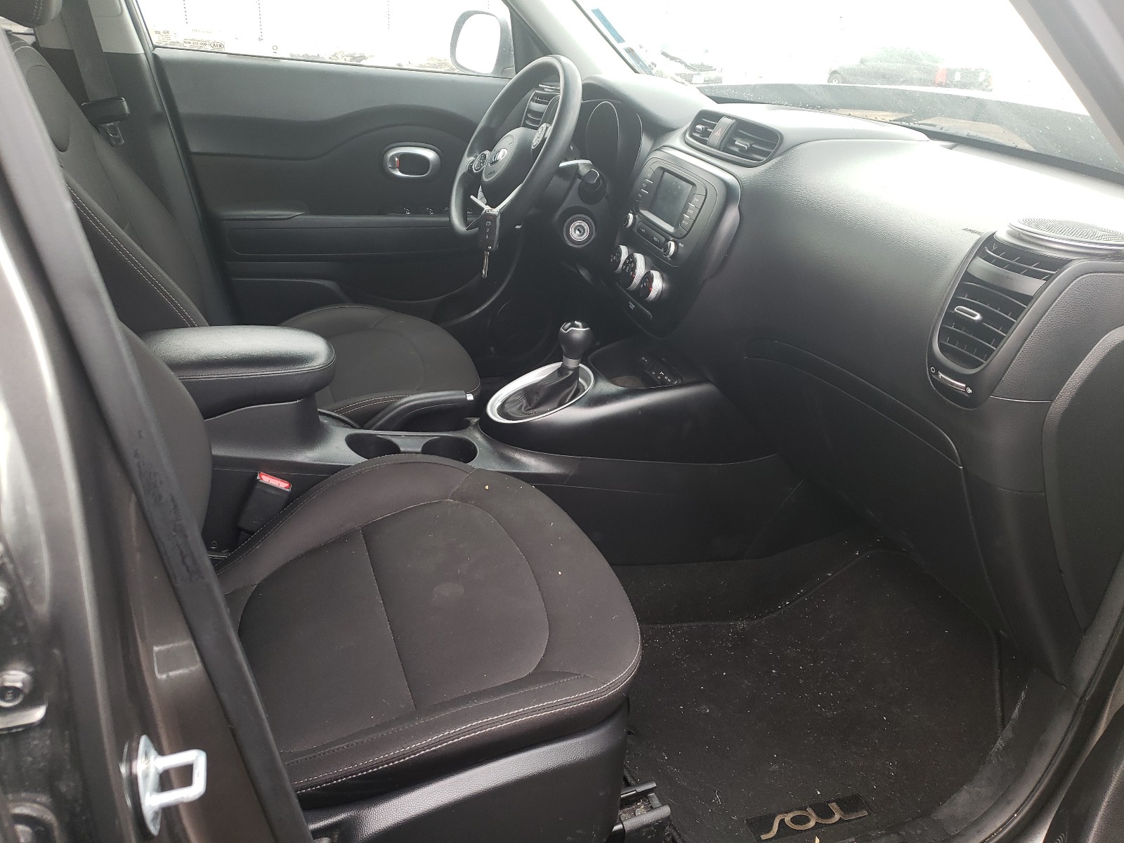 Photo 5 from auction – 2019 KIA SOUL with VIN KNDJN2A29K7004785