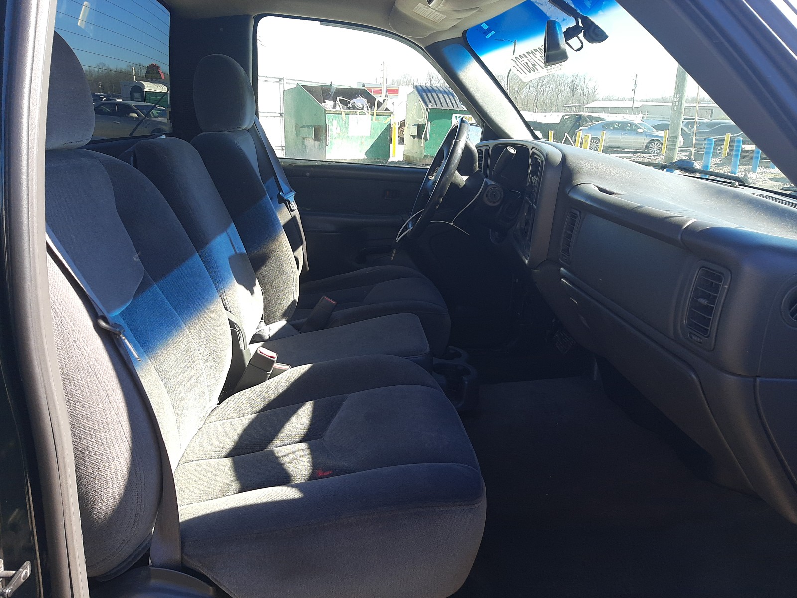Photo 5 from auction – 2003 GMC NEW SIERRA with VIN 1GTEC14T33Z341447