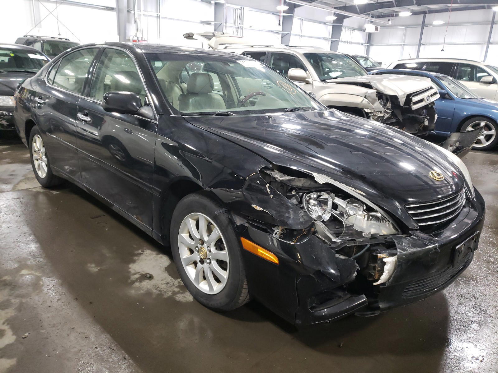 LEXUS ES 300 2003 with VIN JTHBF30G636012370 - Photo from auction