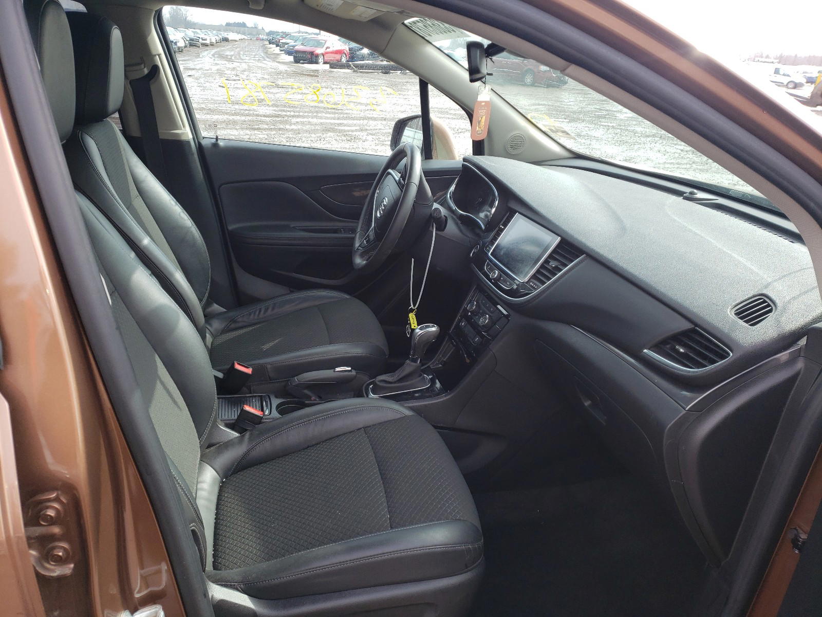 Photo 5 from auction – 2017 BUICK ENCORE PRE with VIN KL4CJASB7HB119334