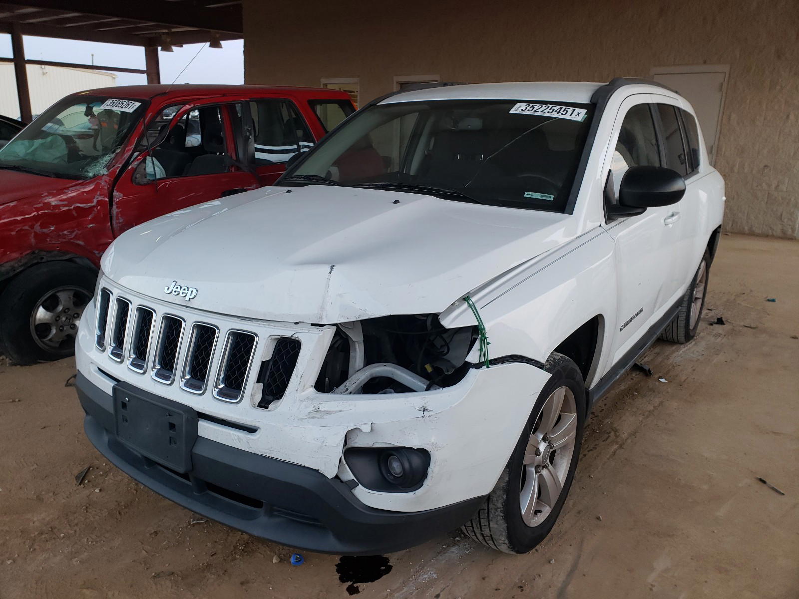 Photo 2 from auction – 2013 JEEP COMPASS LA with VIN 1C4NJDEB4DD222205