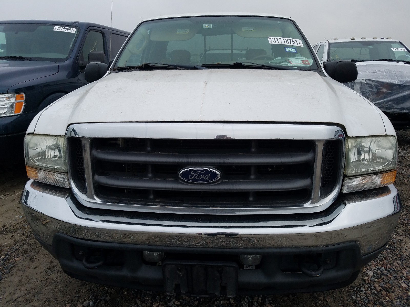 Zdjęcie 9 z aukcji – 2004 FORD F250 SUPER z VIN 1FTNX20L14EA53550