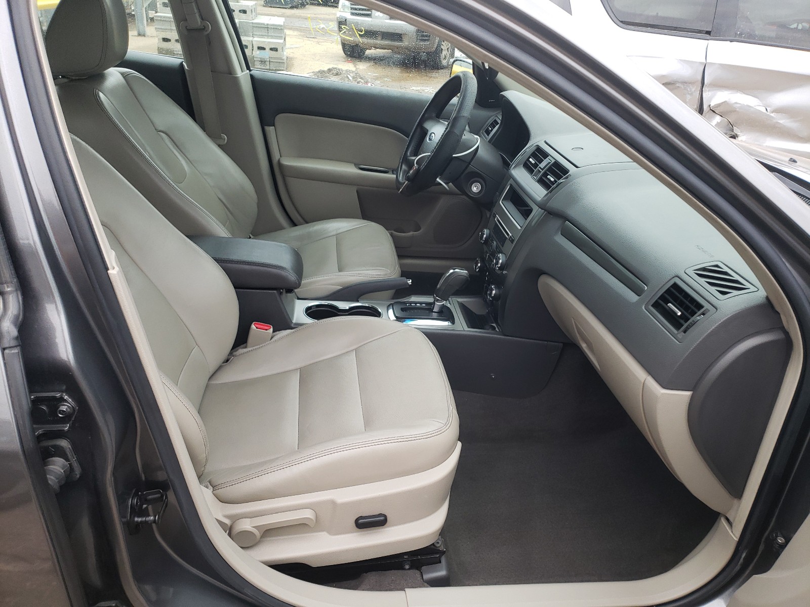 Photo 5 from auction – 2010 FORD FUSION SEL with VIN 3FAHP0JA2AR208460