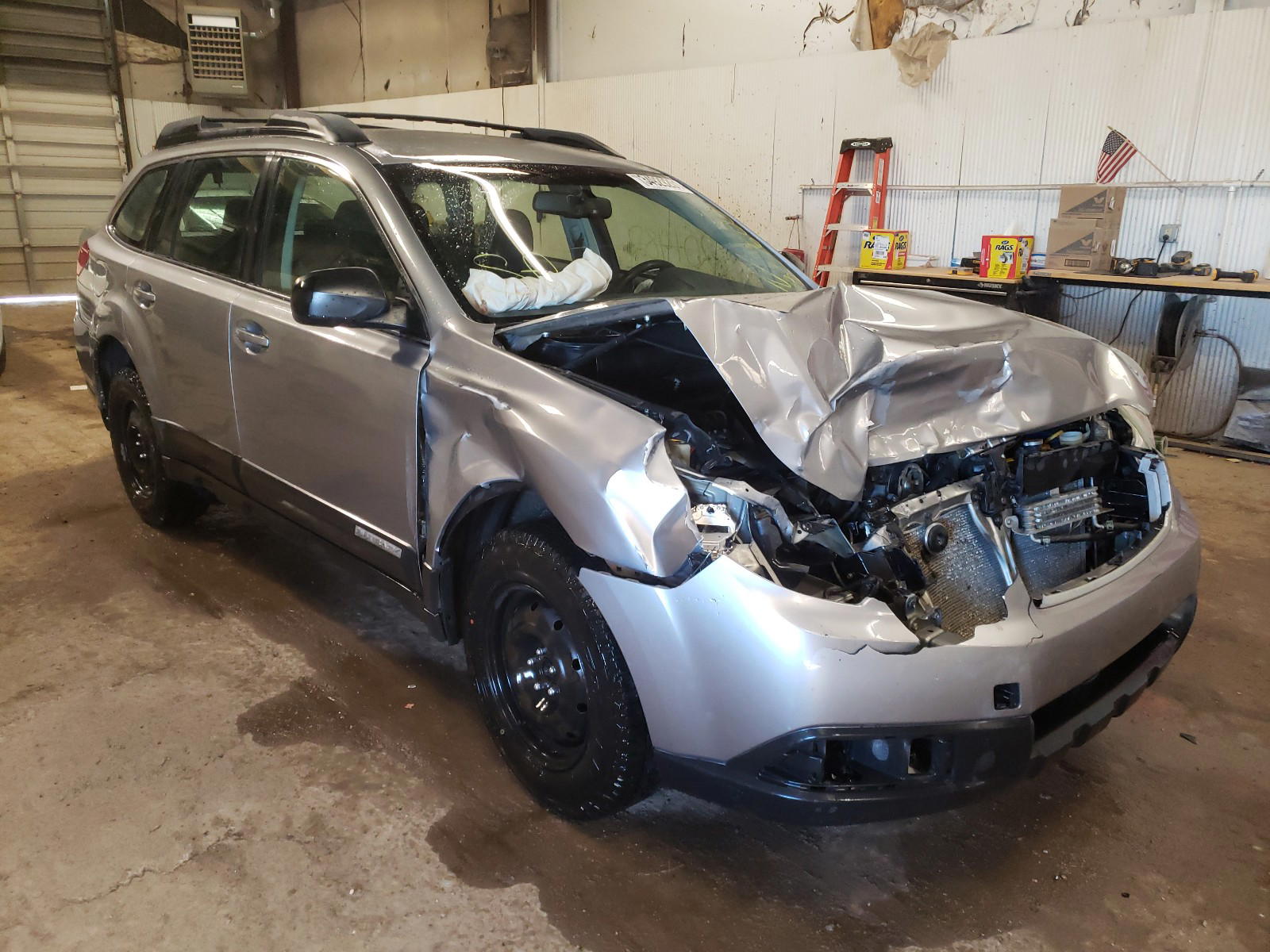 SUBARU OUTBACK 2. 2010 with VIN 4S4BRCAC1A3337605 - Photo from auction