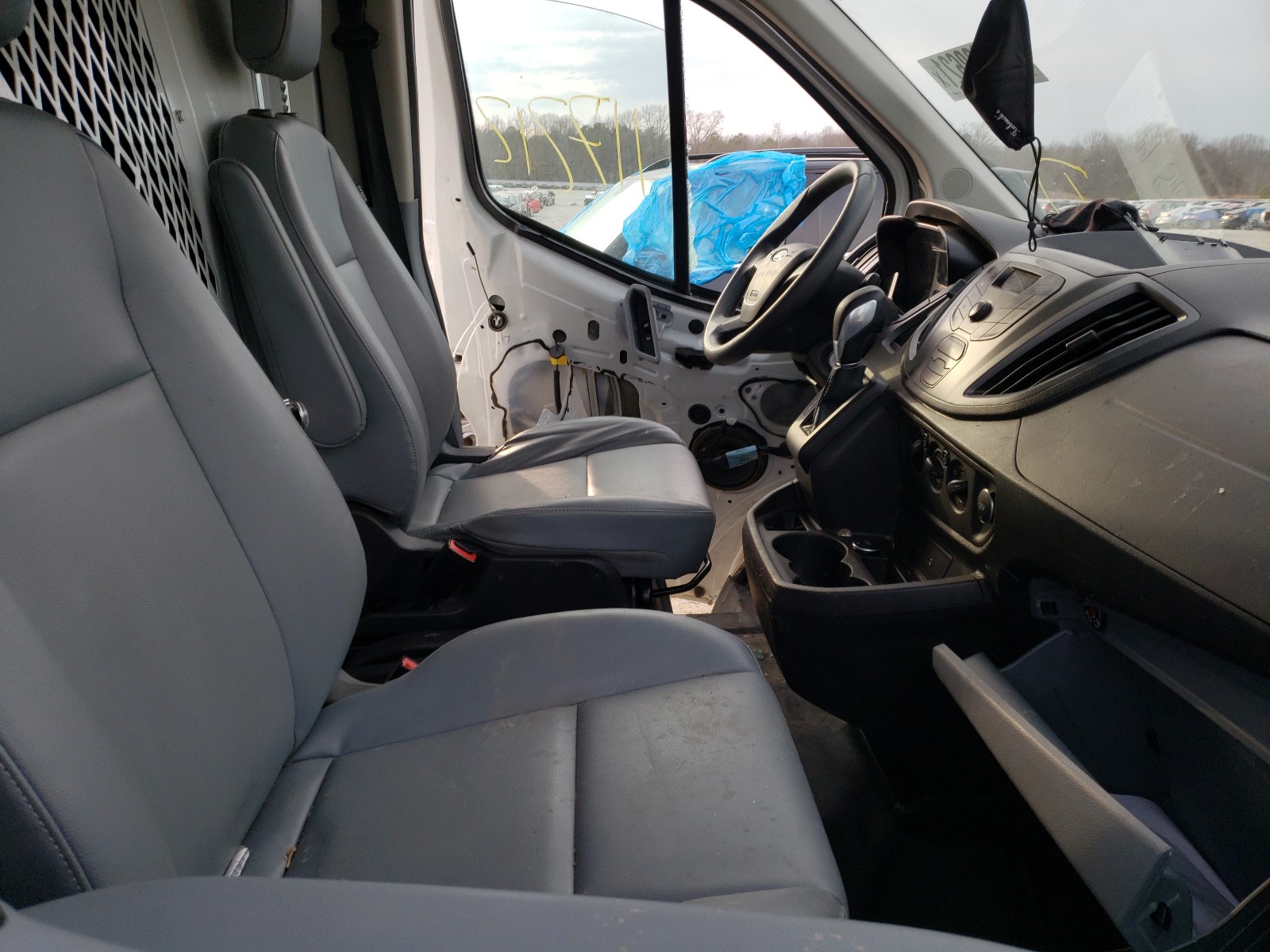 Foto 5 de la subasta – 2016 FORD TRANSIT T- con VIN 1FTBW2ZM7GKA85264