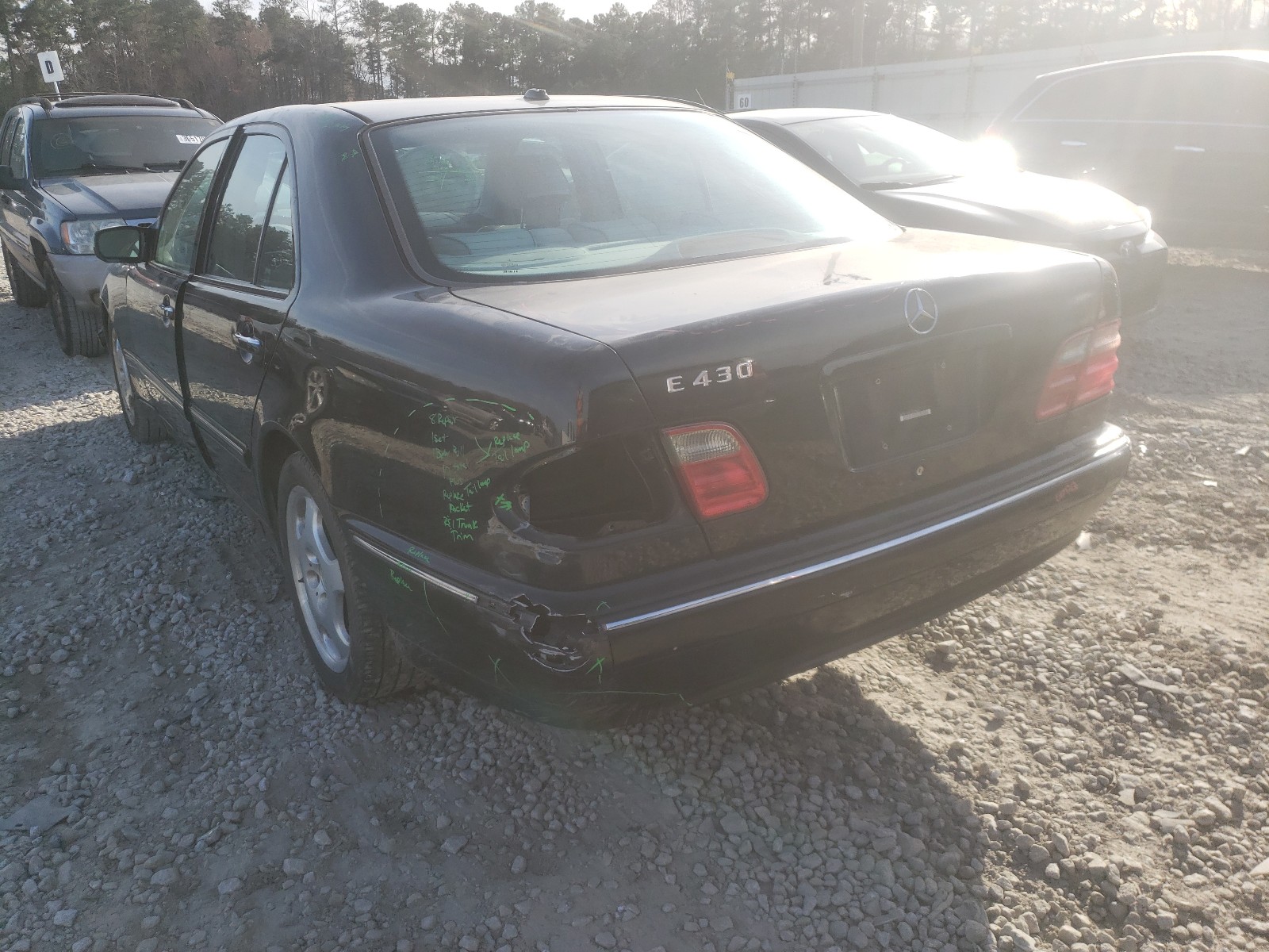 Photo 3 from auction – 2001 MERCEDES-BENZ E 430 with VIN WDBJF70J01X054409