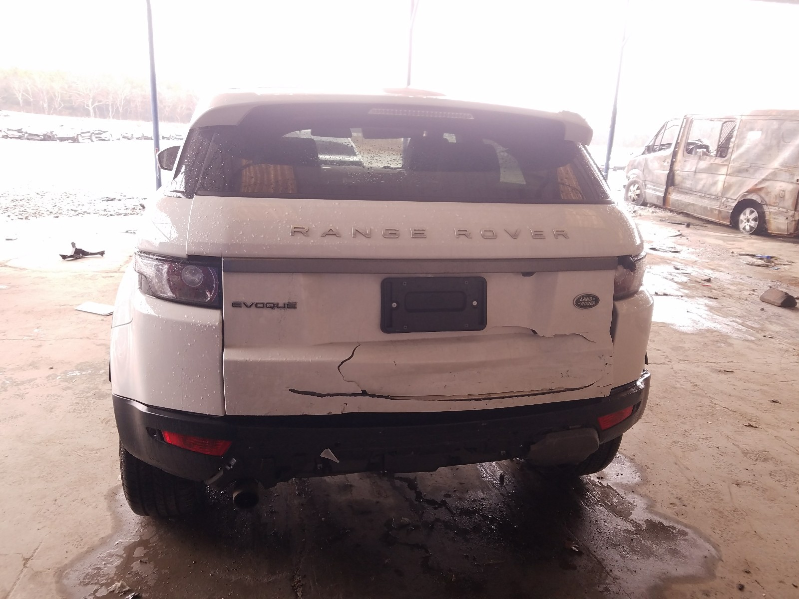 Photo 9 from auction – 2015 LAND ROVER RANGE ROVE with VIN SALVP2BG0FH074416