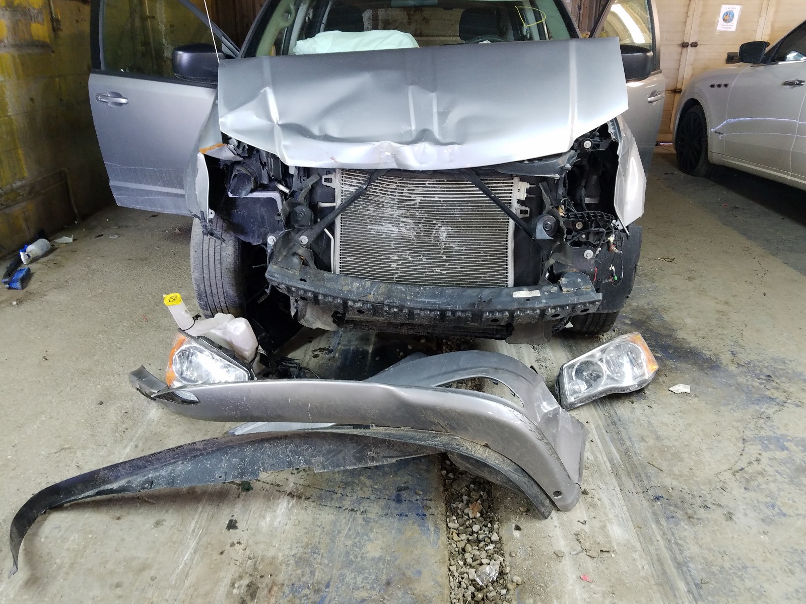 Photo 9 from auction – 2018 DODGE GRAND CARA with VIN 2C4RDGBG8JR250978