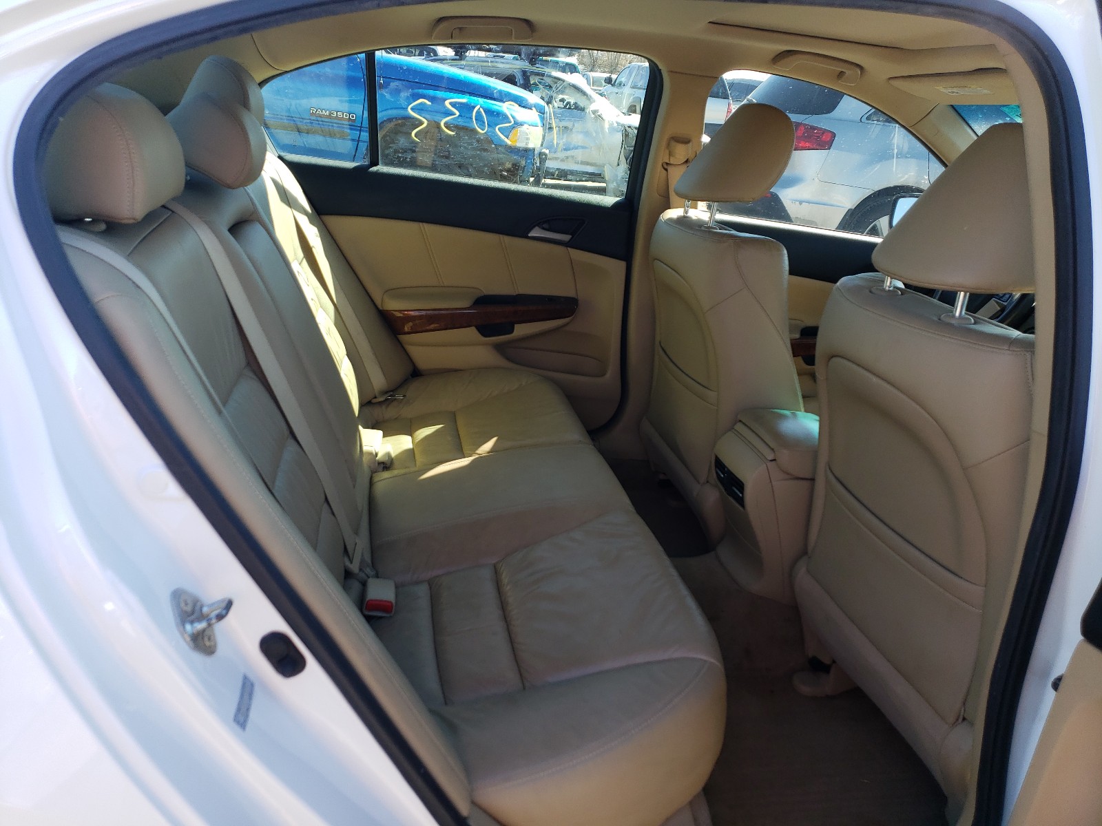 Photo 6 from auction – 2012 HONDA ACCORD EXL with VIN 1HGCP2F87CA127278