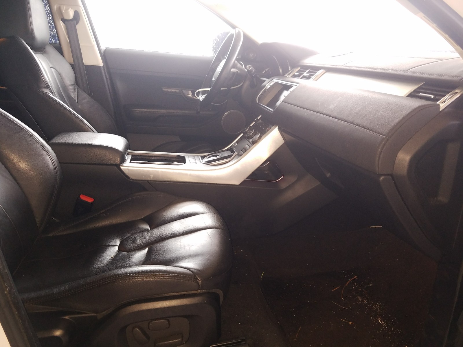 Photo 5 from auction – 2015 LAND ROVER RANGE ROVE with VIN SALVP2BG0FH074416