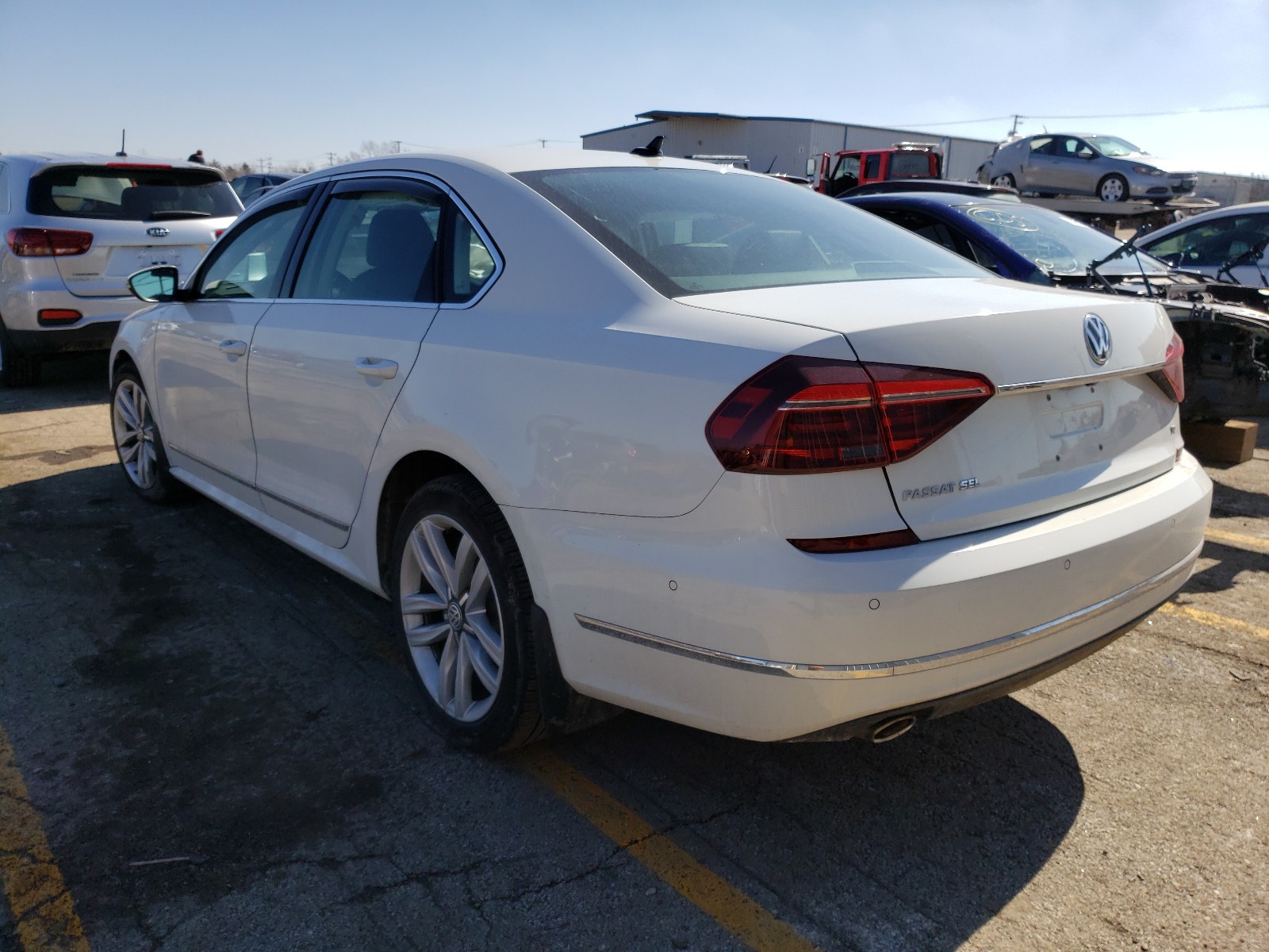 Photo 3 from auction – 2017 VOLKSWAGEN PASSAT SEL with VIN 1VWCT7A30HC075794
