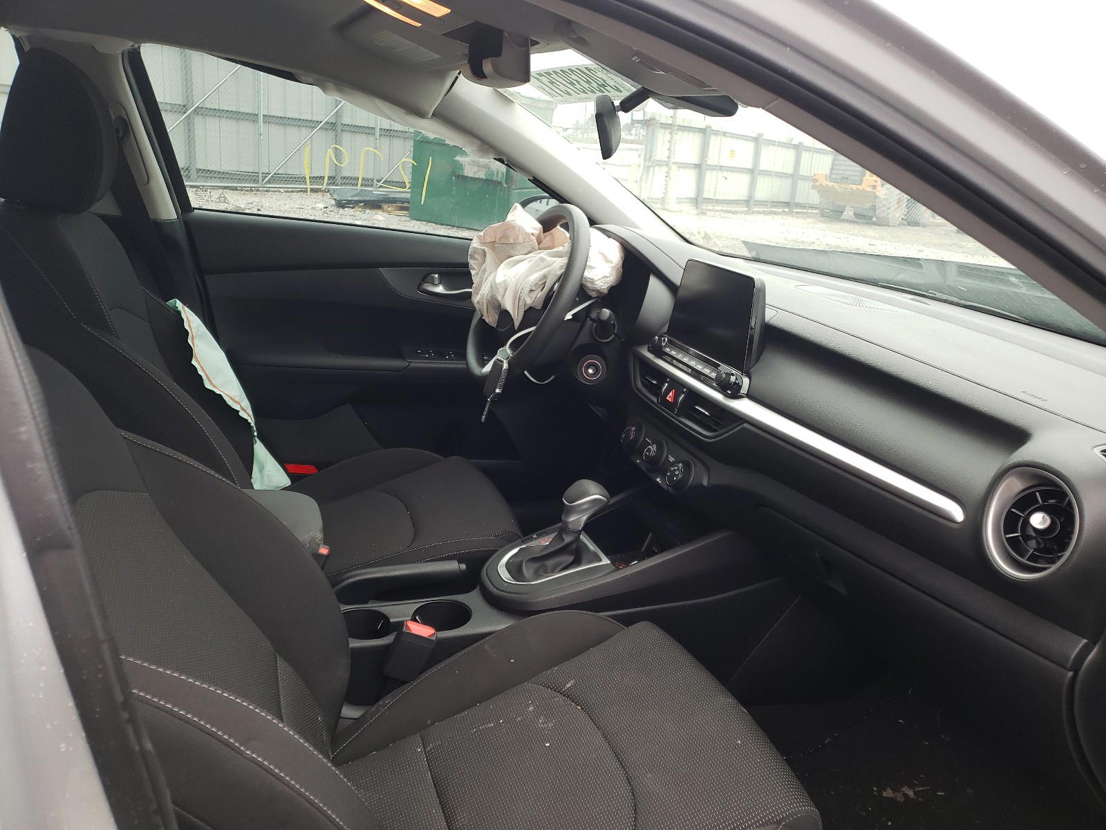 Photo 5 from auction – 2020 KIA FORTE FE with VIN 3KPF24AD9LE213926
