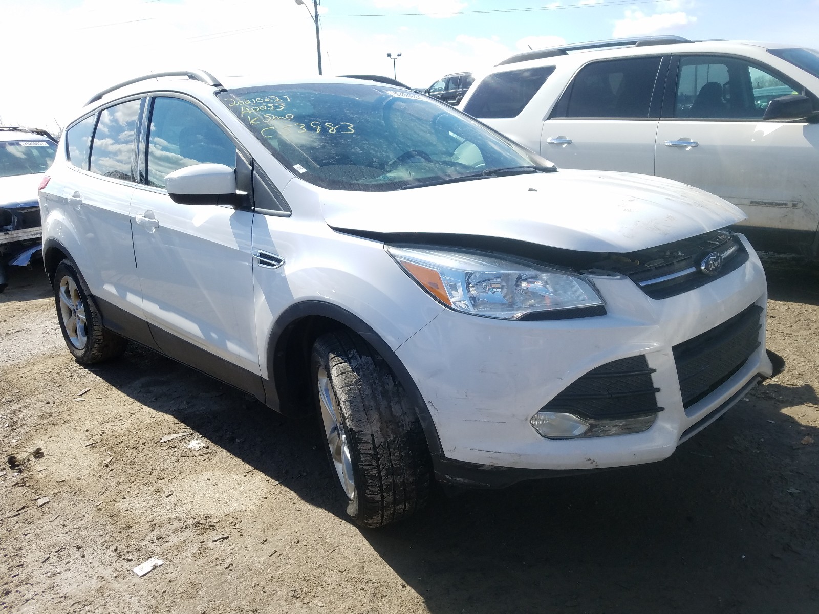 FORD ESCAPE SE 2014 z numerem VIN 1FMCU9G95EUC53983 - Zdjęcie z aukcji