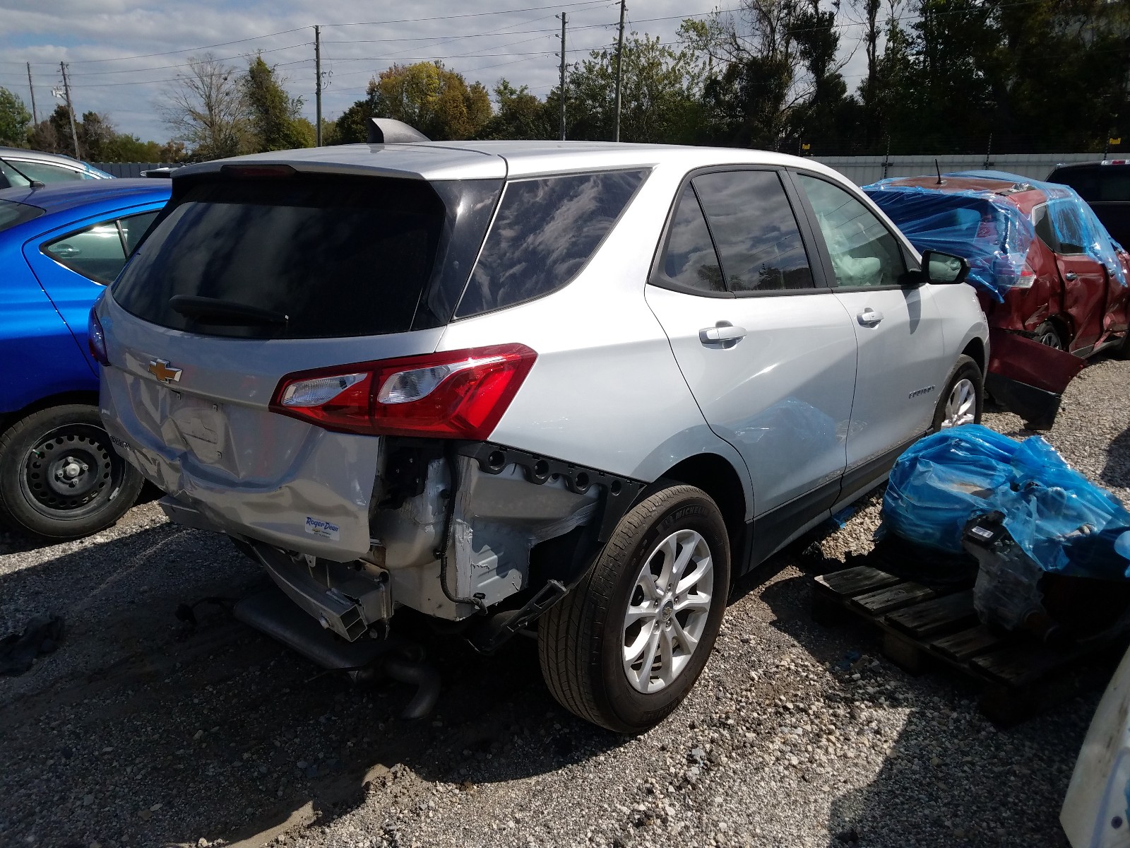 Photo 4 from auction – 2020 CHEVROLET EQUINOX LS with VIN 3GNAXHEV5LS592325