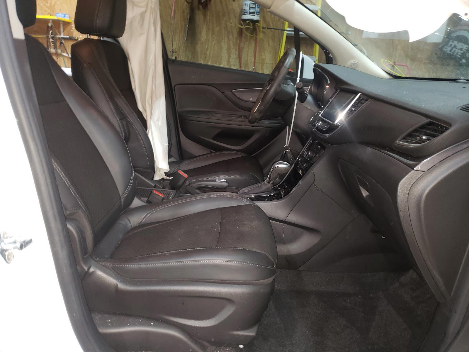 Photo 5 from auction – 2019 BUICK ENCORE PRE with VIN KL4CJESB8KB923186