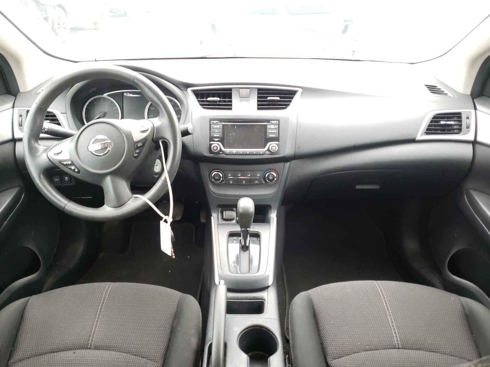 Photo 9 from auction – 2018 NISSAN SENTRA S with VIN 3N1AB7AP1JY239666