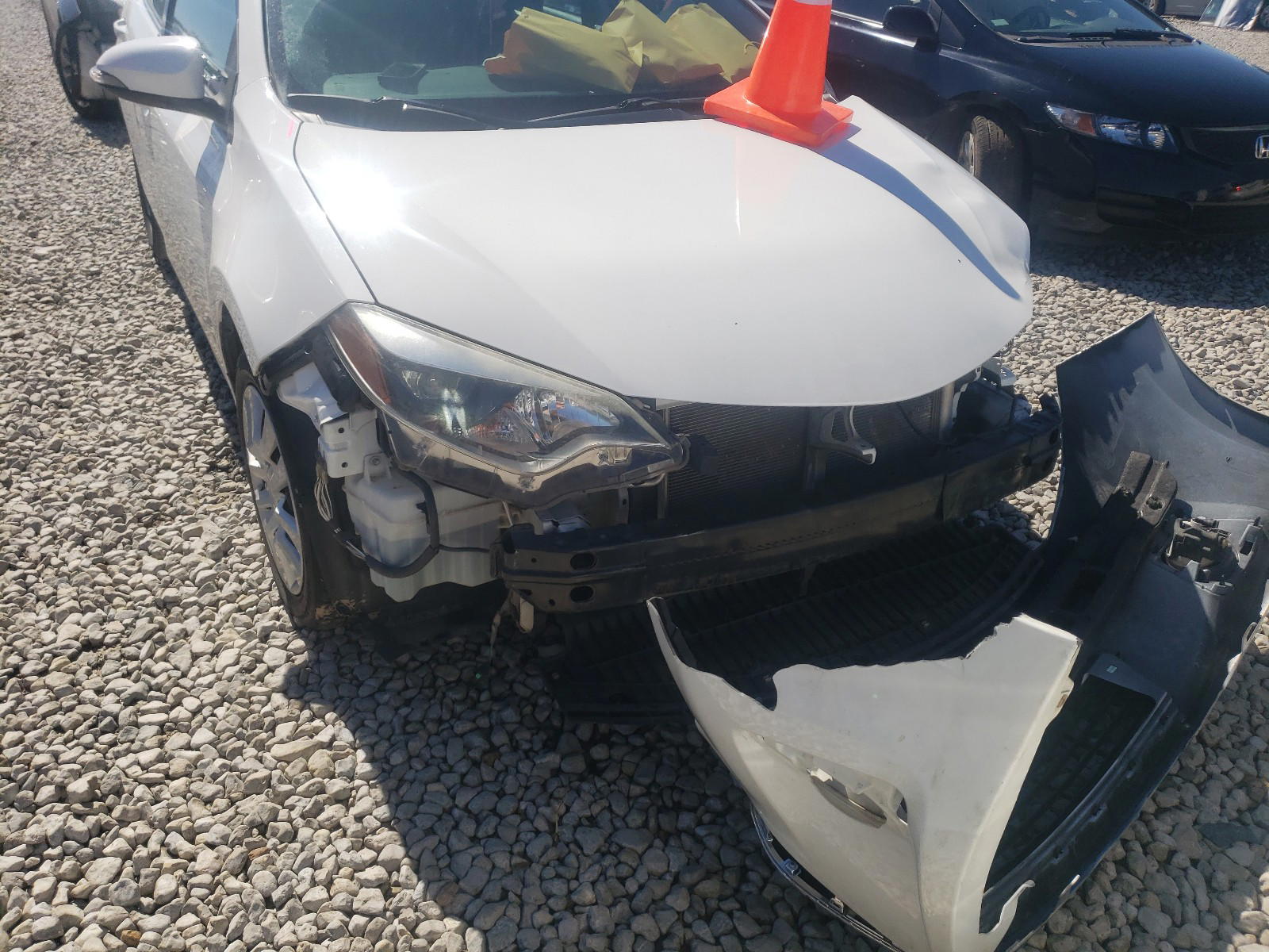 Photo 9 from auction – 2015 TOYOTA COROLLA L with VIN 5YFBURHE7FP256491