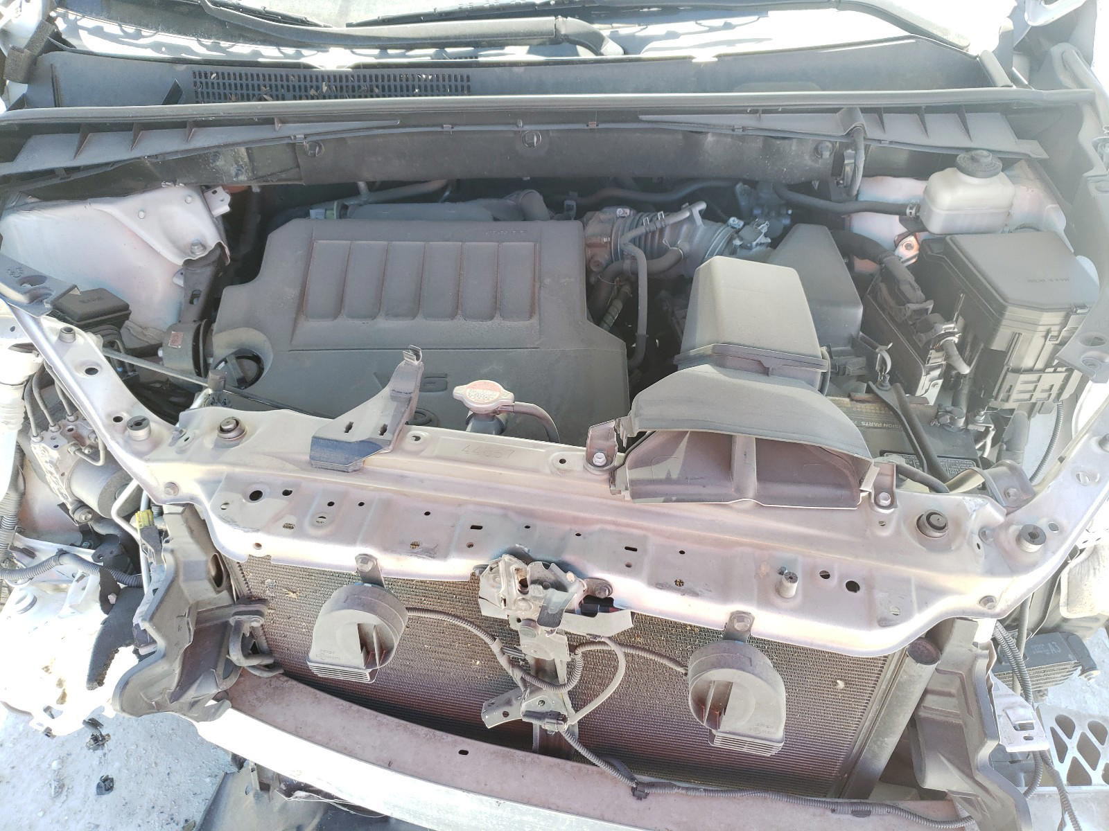 Photo 7 from auction – 2016 TOYOTA HIGHLANDER with VIN 5TDKKRFH9GS120780