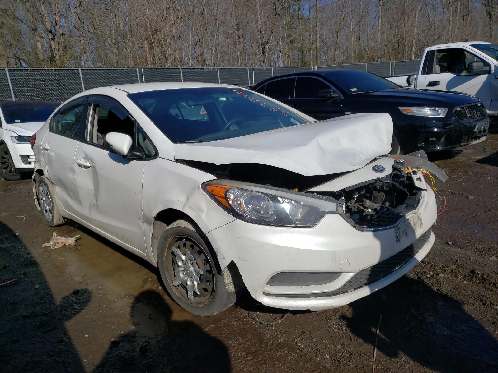 KIA FORTE LX 2015 with VIN KNAFX4A63F5306201 - Photo from auction
