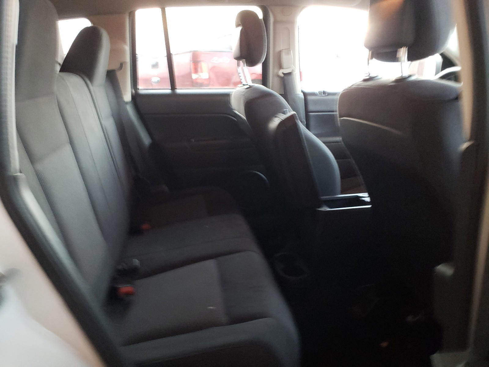 Photo 6 from auction – 2013 JEEP COMPASS LA with VIN 1C4NJDEB4DD222205
